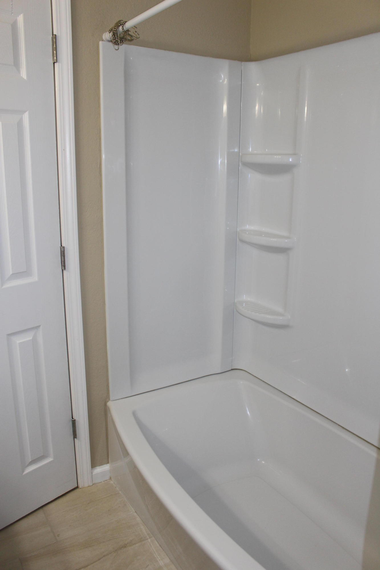 Venetian Villa 2nd Add Replat - Residential Lease