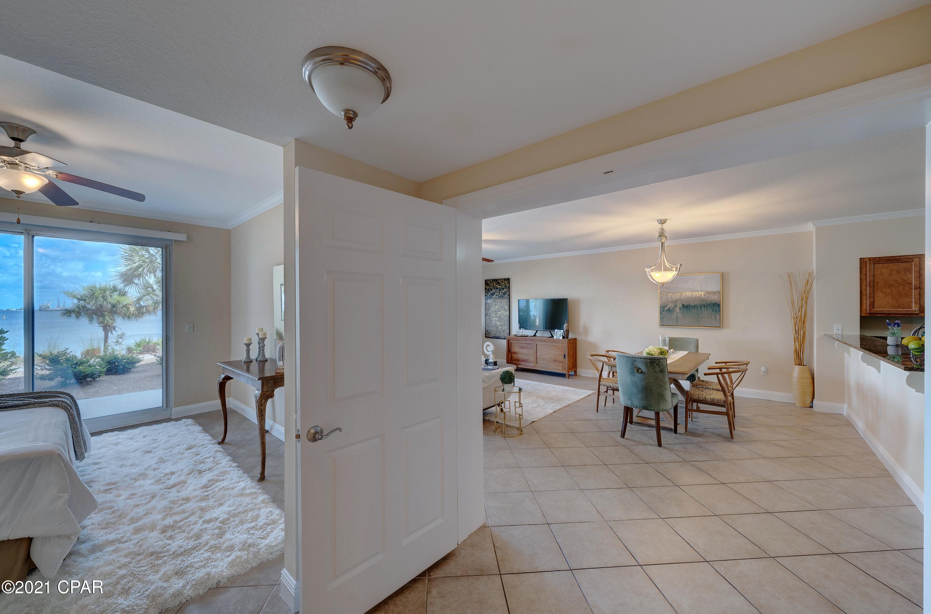 Magnolia Bay Club - Residential