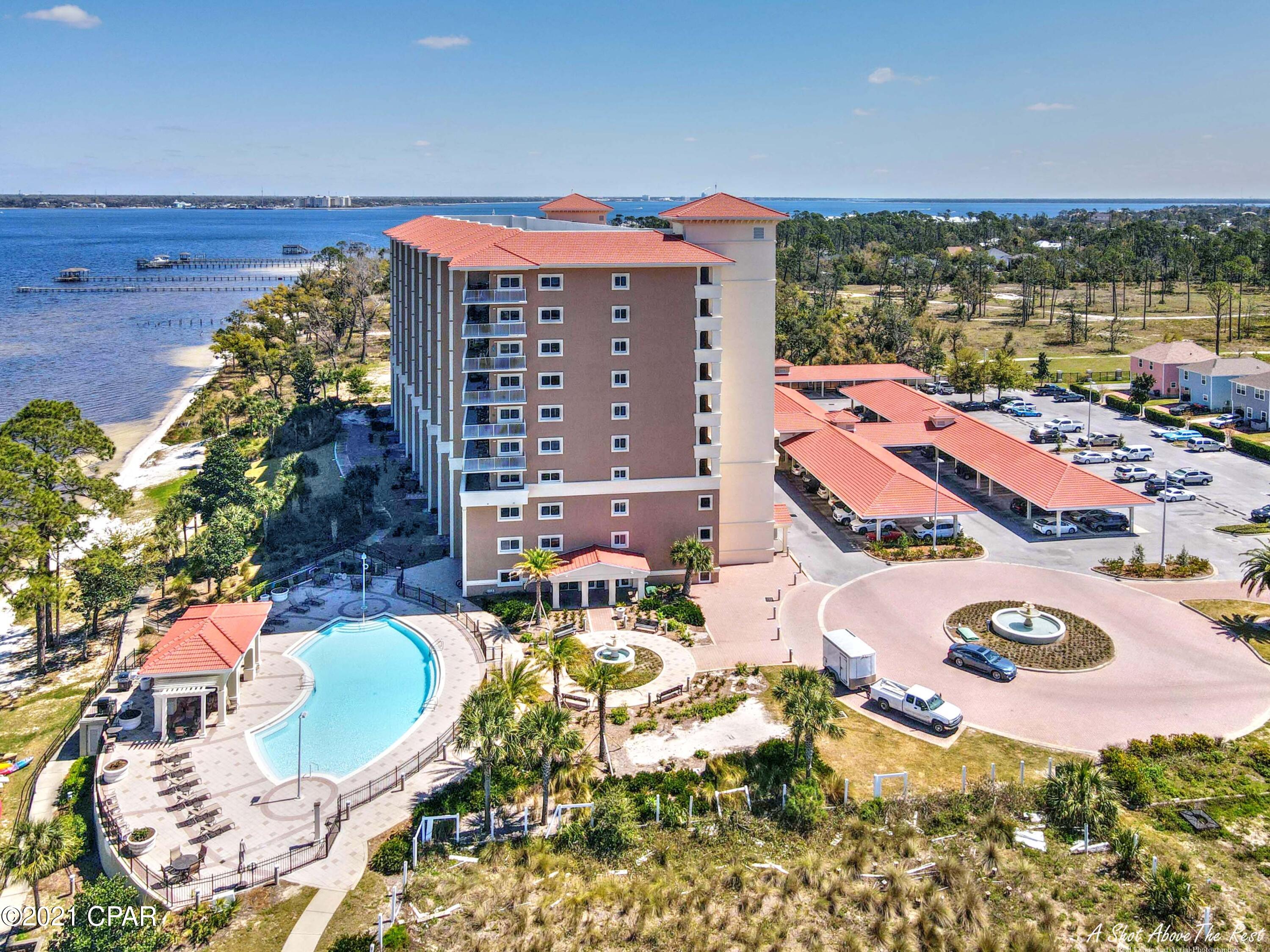 Magnolia Bay Club - Residential