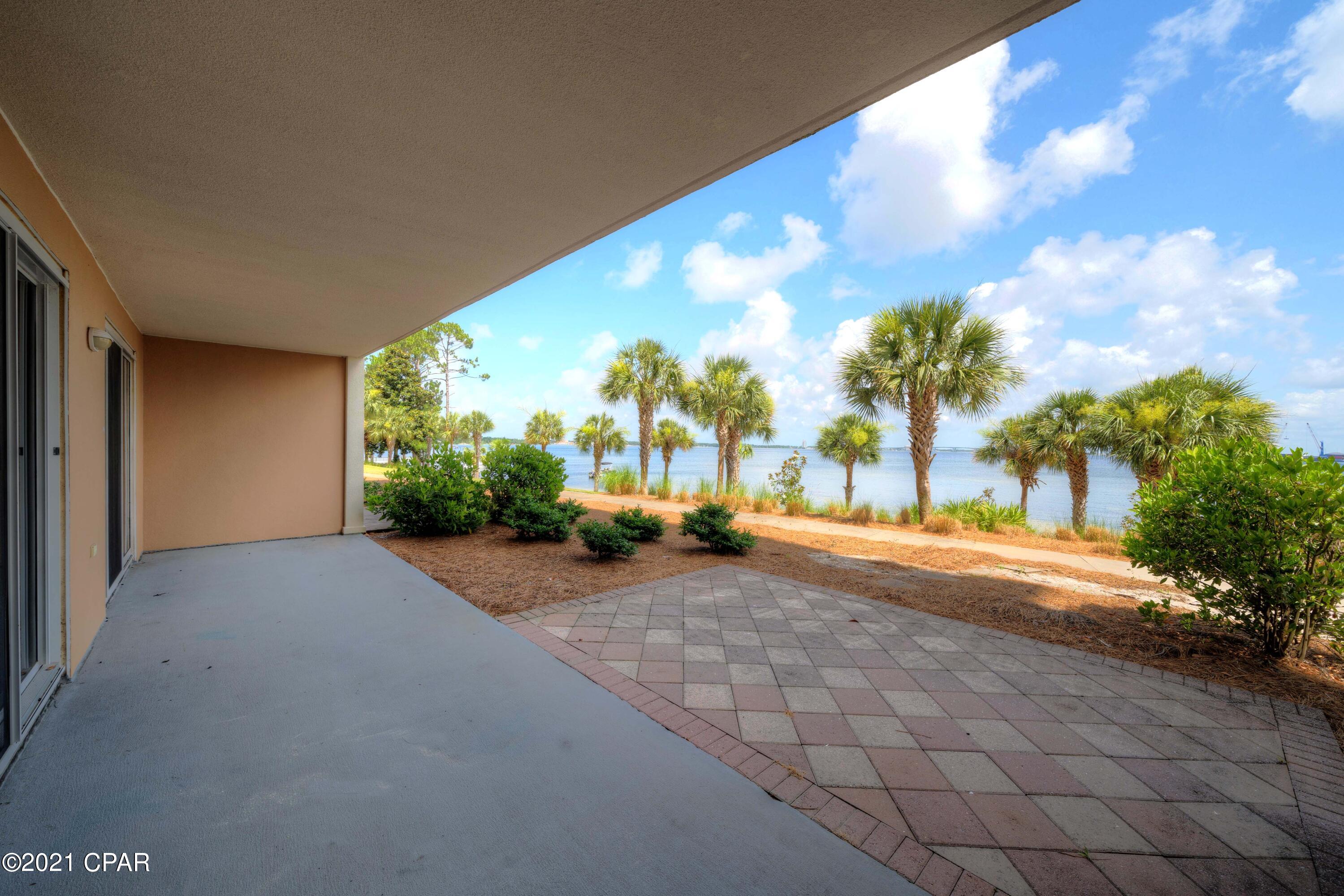 Magnolia Bay Club - Residential