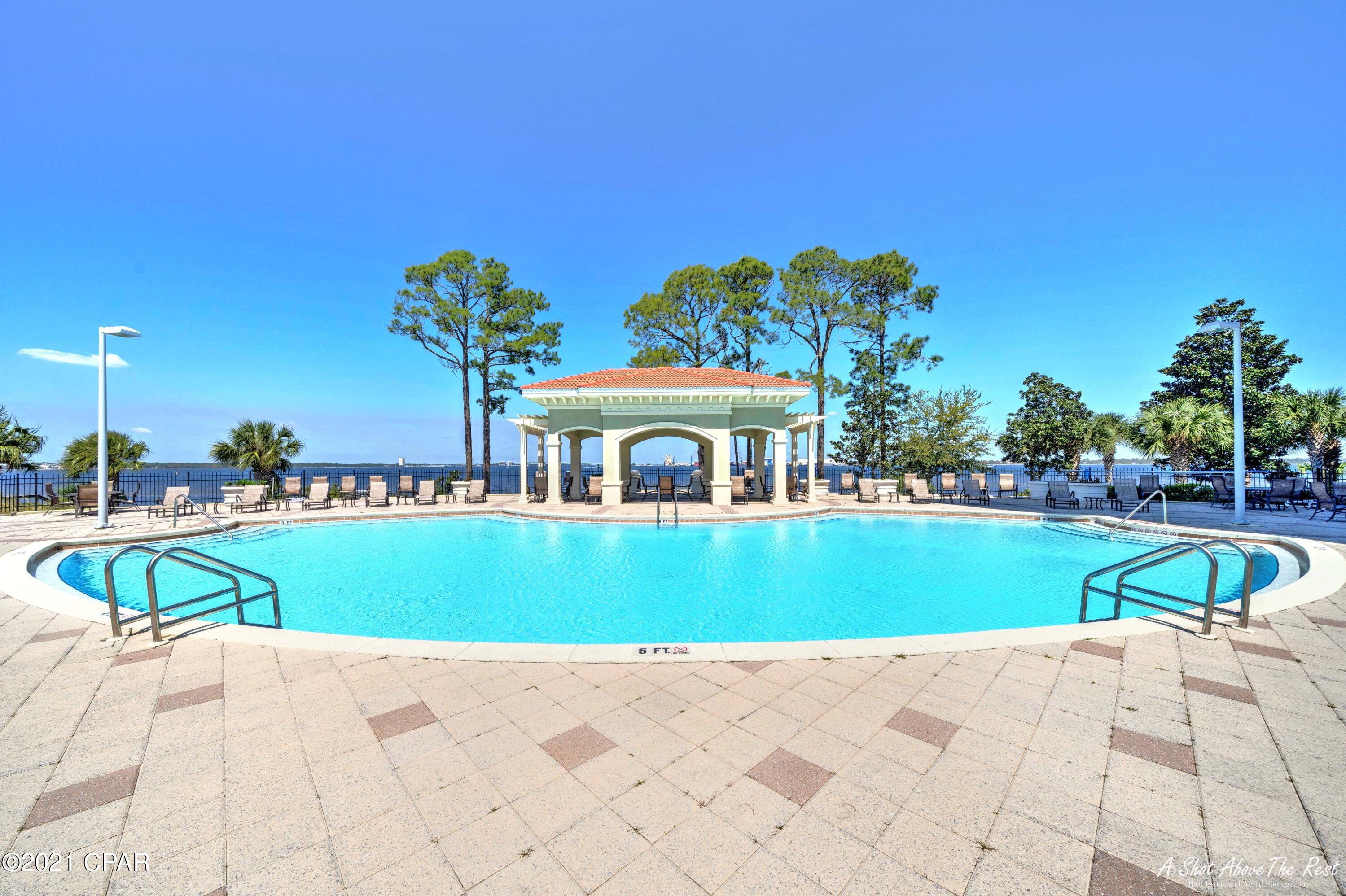 Magnolia Bay Club - Residential