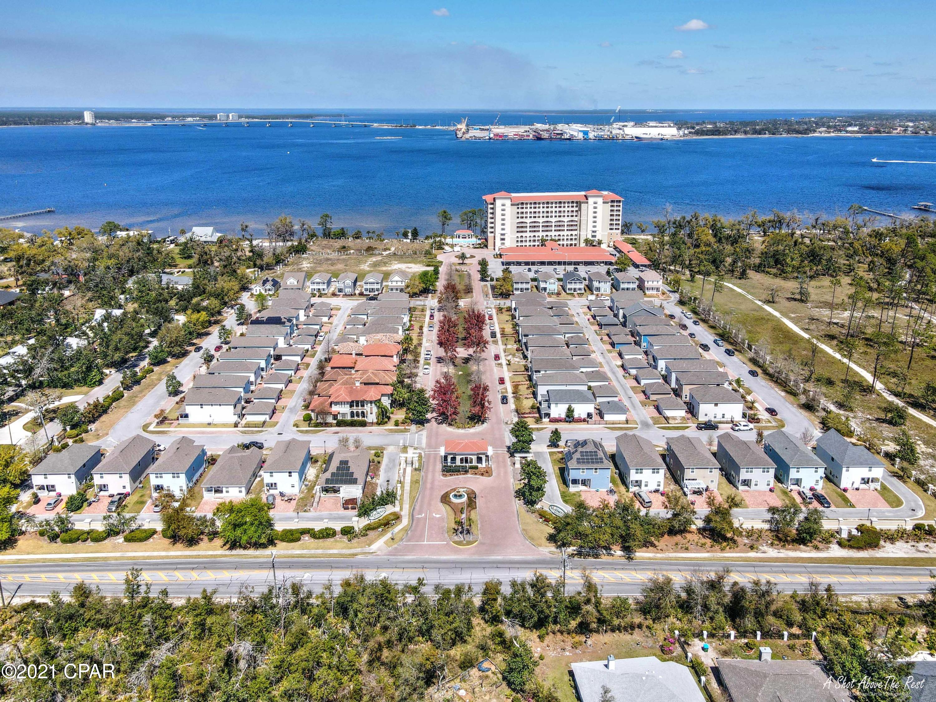 Magnolia Bay Club - Residential