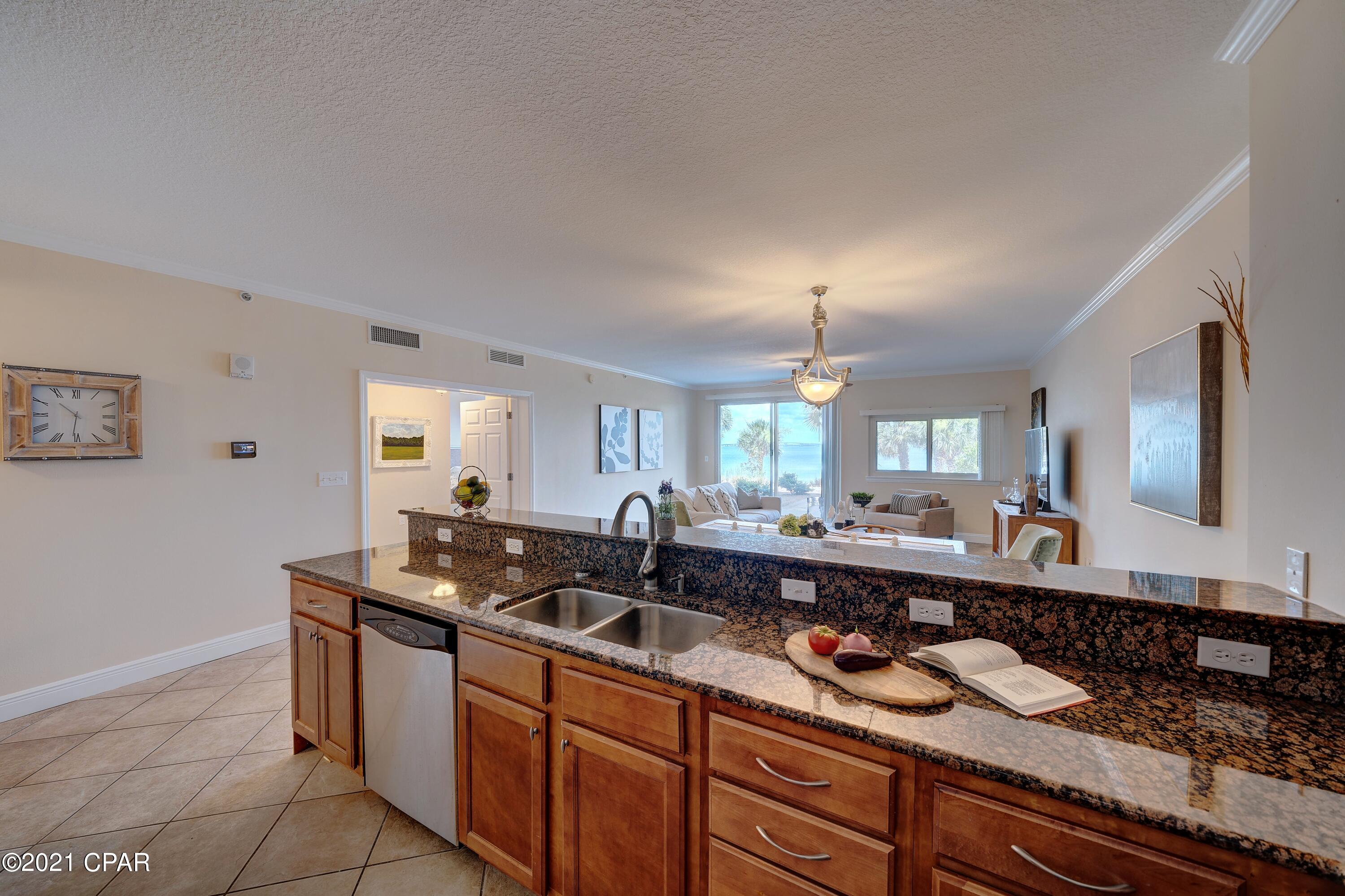 Magnolia Bay Club - Residential