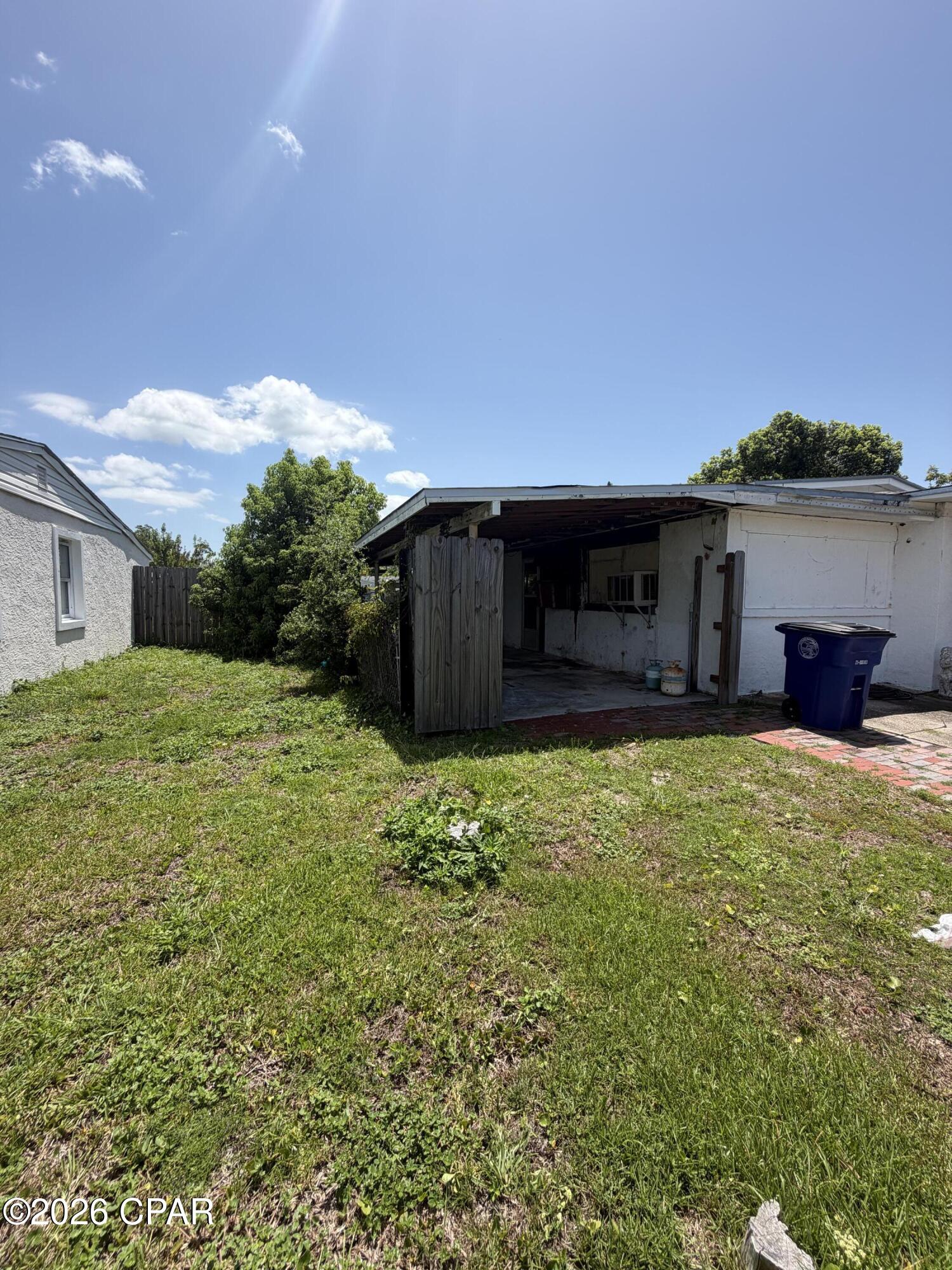 'CURRENTLY UNDER CONTRACT, SELLER WILL CONSIDER BACKUP OFFERS.
Calling all investors, builders, contractors, and experienced rehab specialists. This is the value-add opportunity you've been waiting for. Solid cinderblock home, foundation in good condition. Square footage is more than 1,067 with unfinished addition in back through living room. Located in central Panama City, this property is ready for a complete transformation and offers tremendous potential for a full renovation or rebuild. The home will require a full rehabilitation and is being sold **AS-IS**. It has significant deferred maintenance and will need to be taken down to the studs, including major updates to the electrical system, plumbing, roof, HVAC, and interior finishes. The property also has visible mold and extensive cleanup will be required. This is **not** a conventional financing candidate and is best suited for cash buyers or renovation financing.
Whether you're looking for your next fix-and-flip, long-term rental investment, or custom renovation, this property provides an opportunity to build equity from the ground up. With strong demand for renovated homes throughout Panama City and continued investment in the surrounding area, experienced investors will recognize the potential this property offers. Bring your contractor and your vision. No measurements have been taken. Buyer to verify all measurements and information if important.