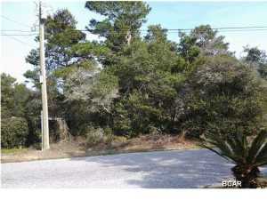A great vacant lot within walking distance to Lake Powell Park and boat launch. Close to Pier Park, Frank Brown Park, restaurants, and several grocery stores. Just blocks away from the world's most beautiful beaches. A perfect place for your perfect home. Come look today and picture your future.