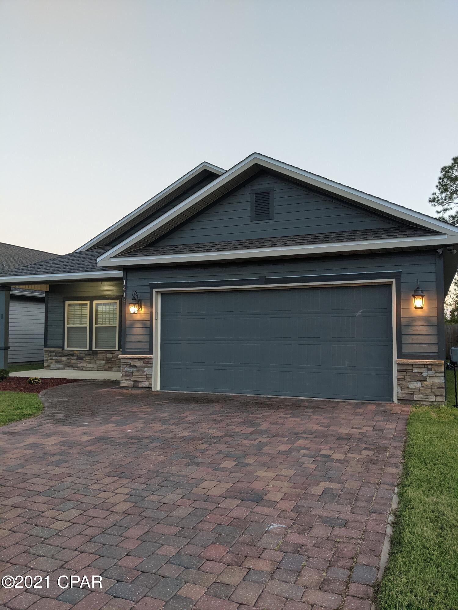 Hidden Ridge - Residential