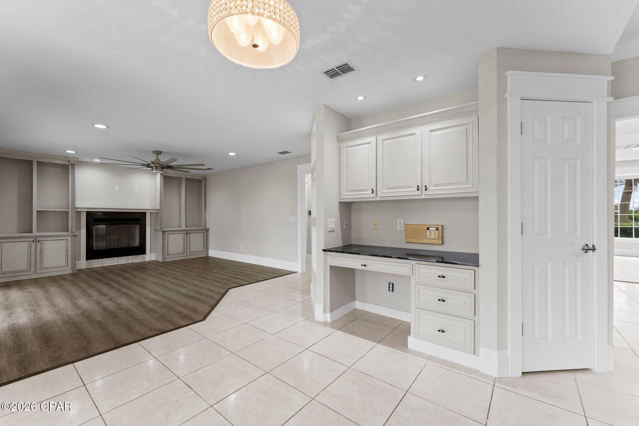 Country Club Harbour Estates - Residential