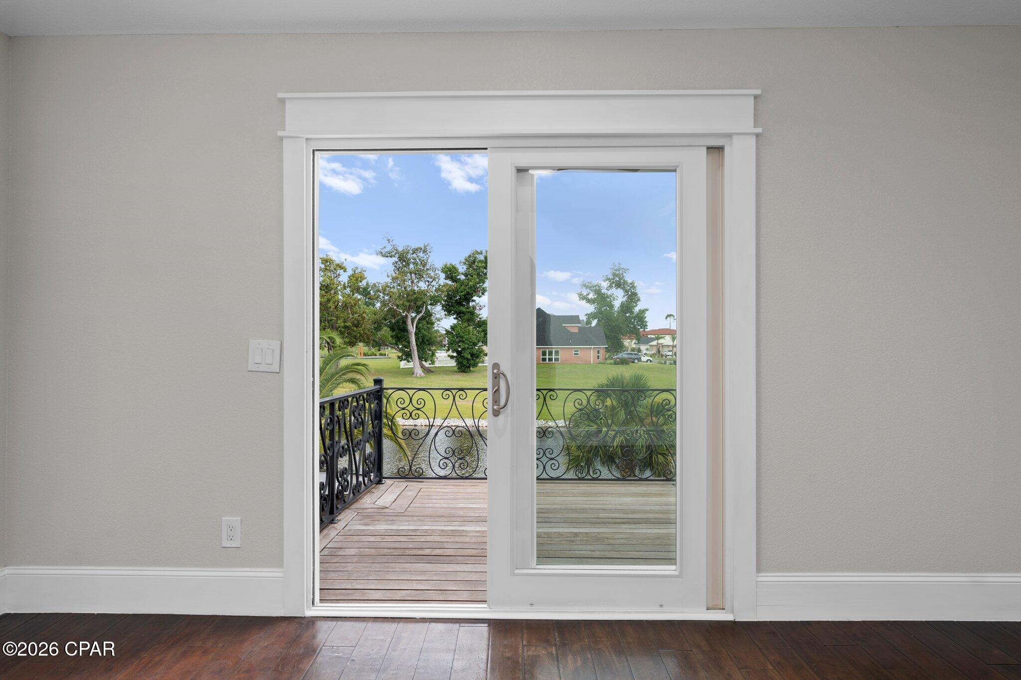 Country Club Harbour Estates - Residential