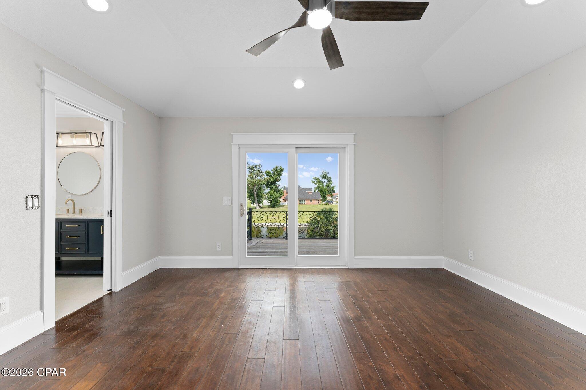 Country Club Harbour Estates - Residential