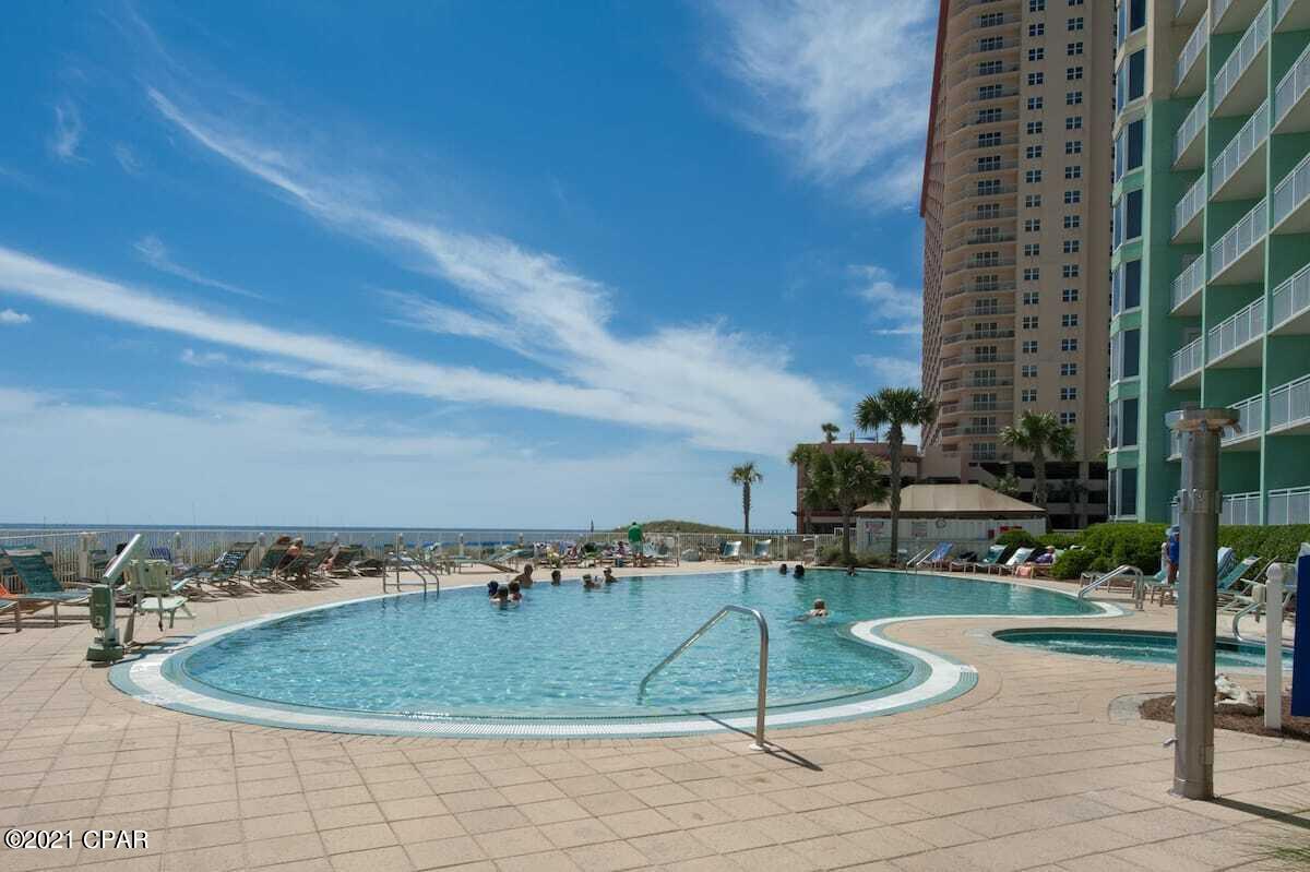 Emerald Beach Resort - Residential