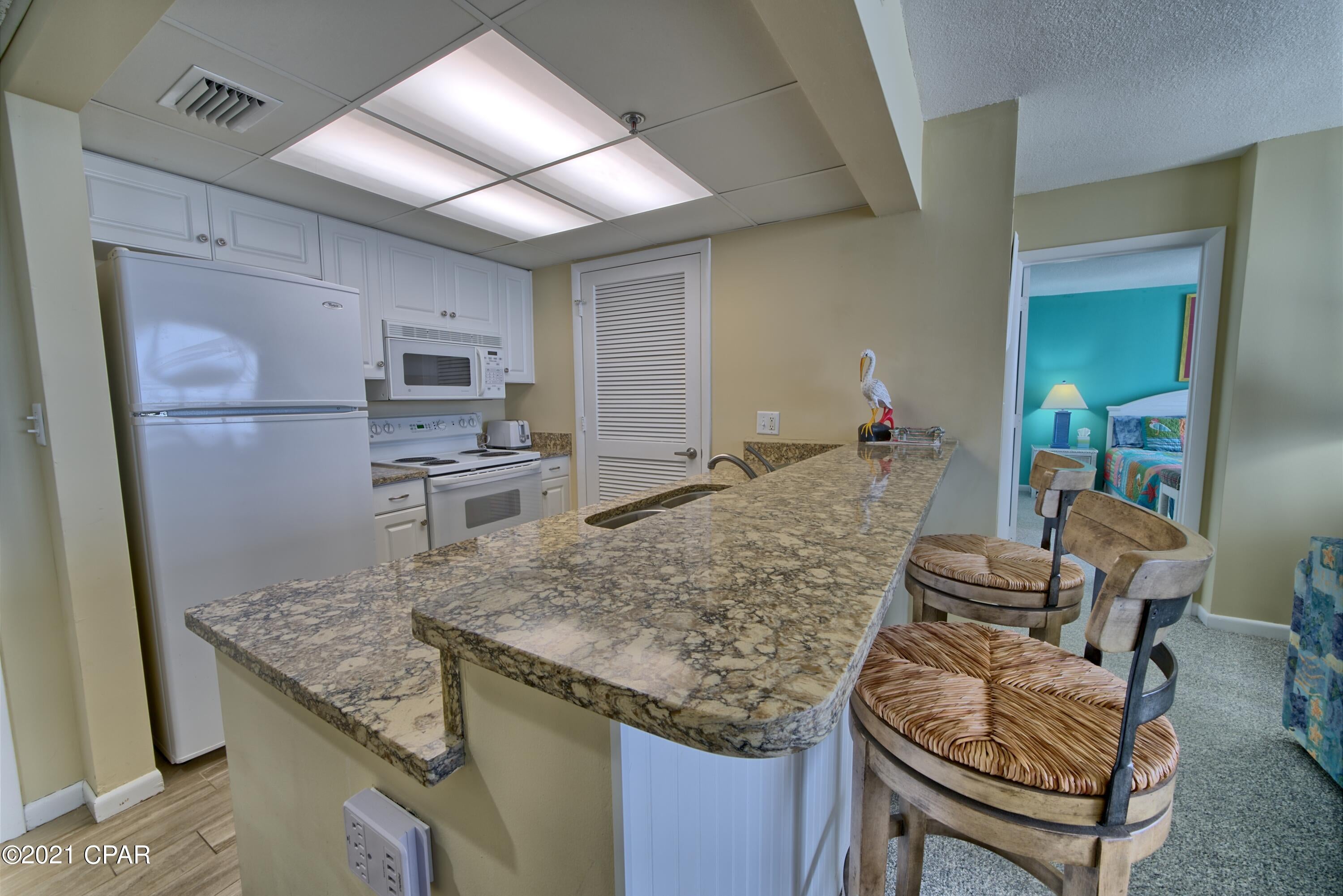 Long Beach Towers I - Residential