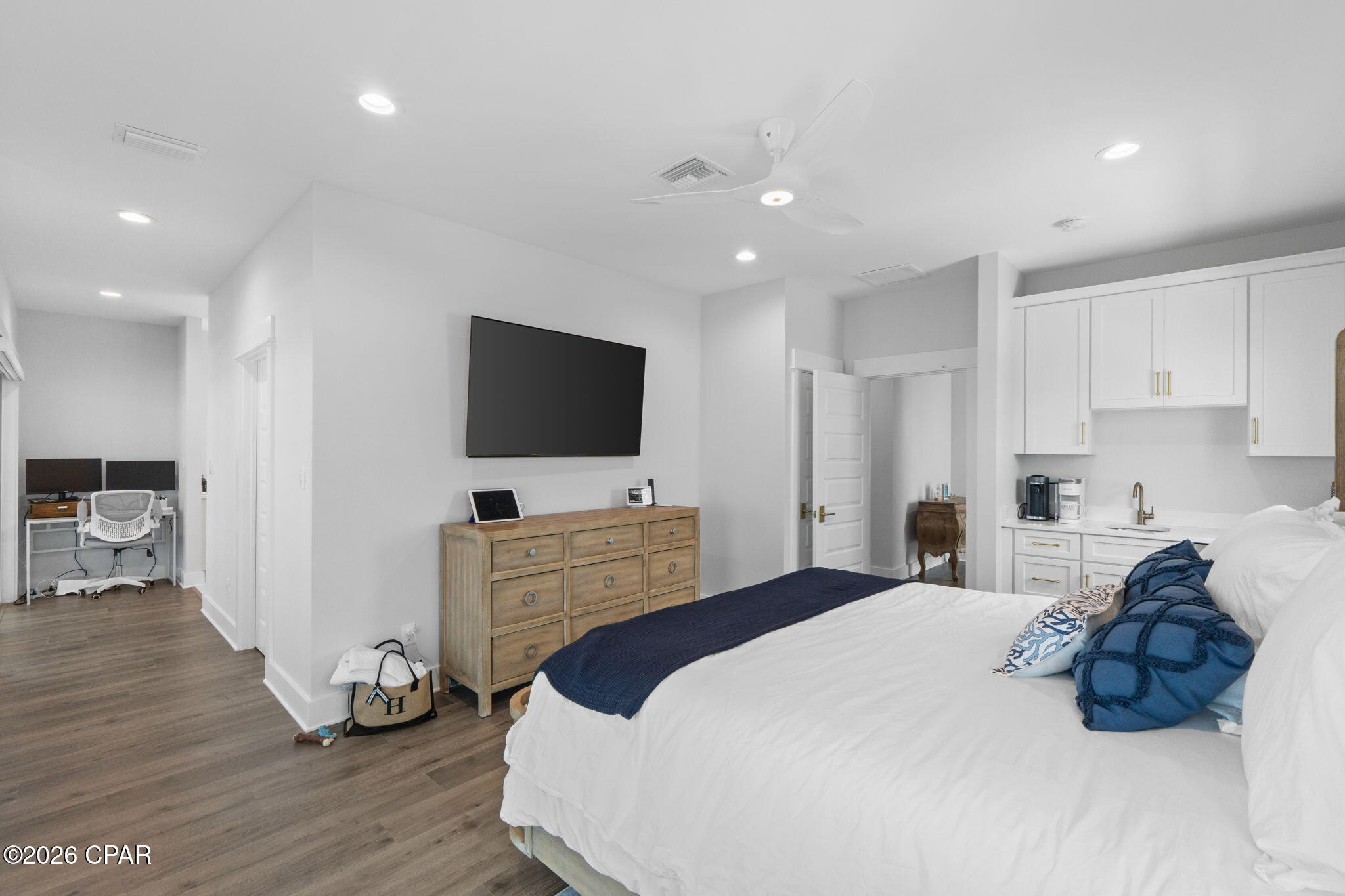 Sweetwater Shores - Residential