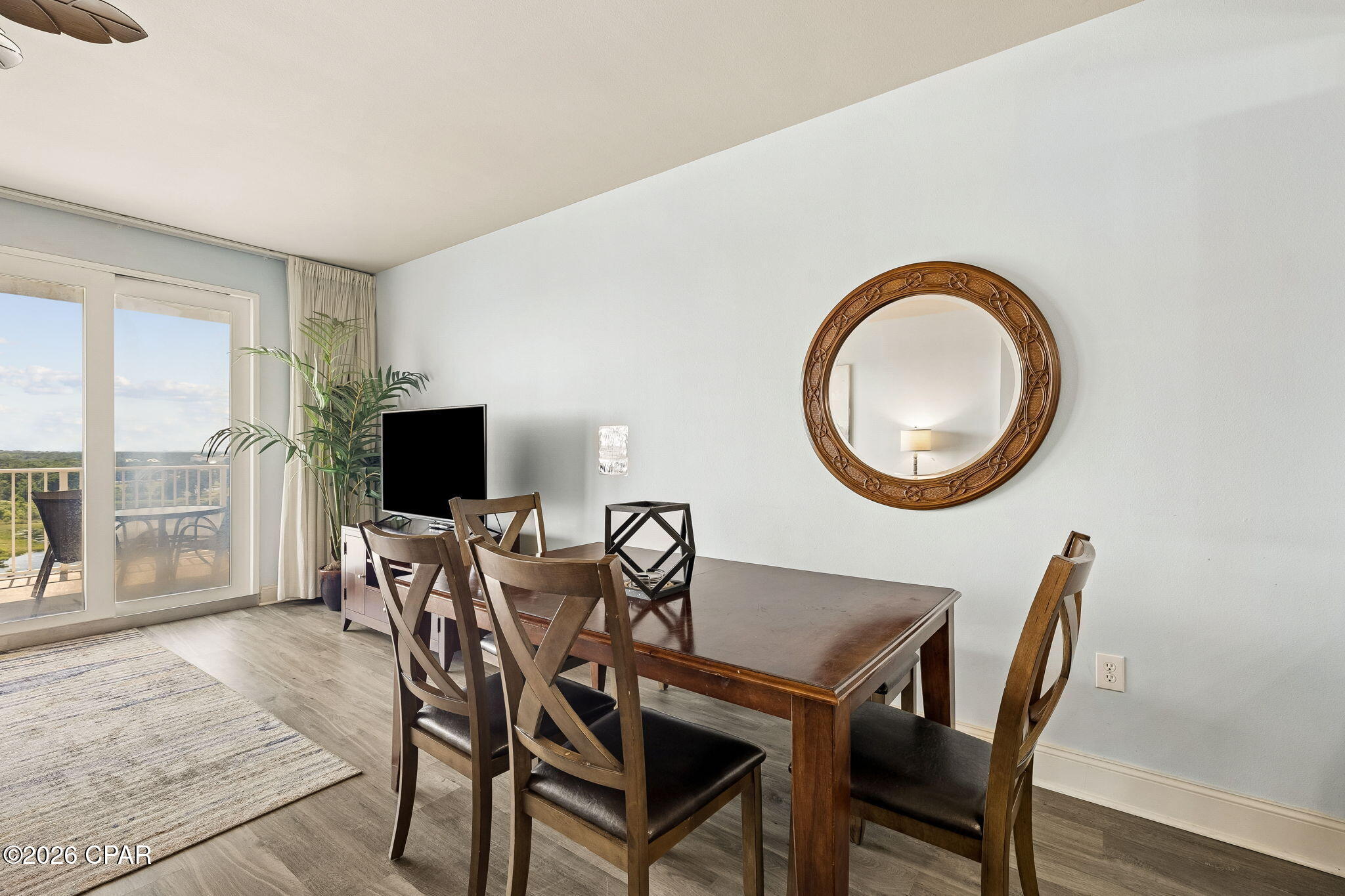 Laketown Wharf - Residential