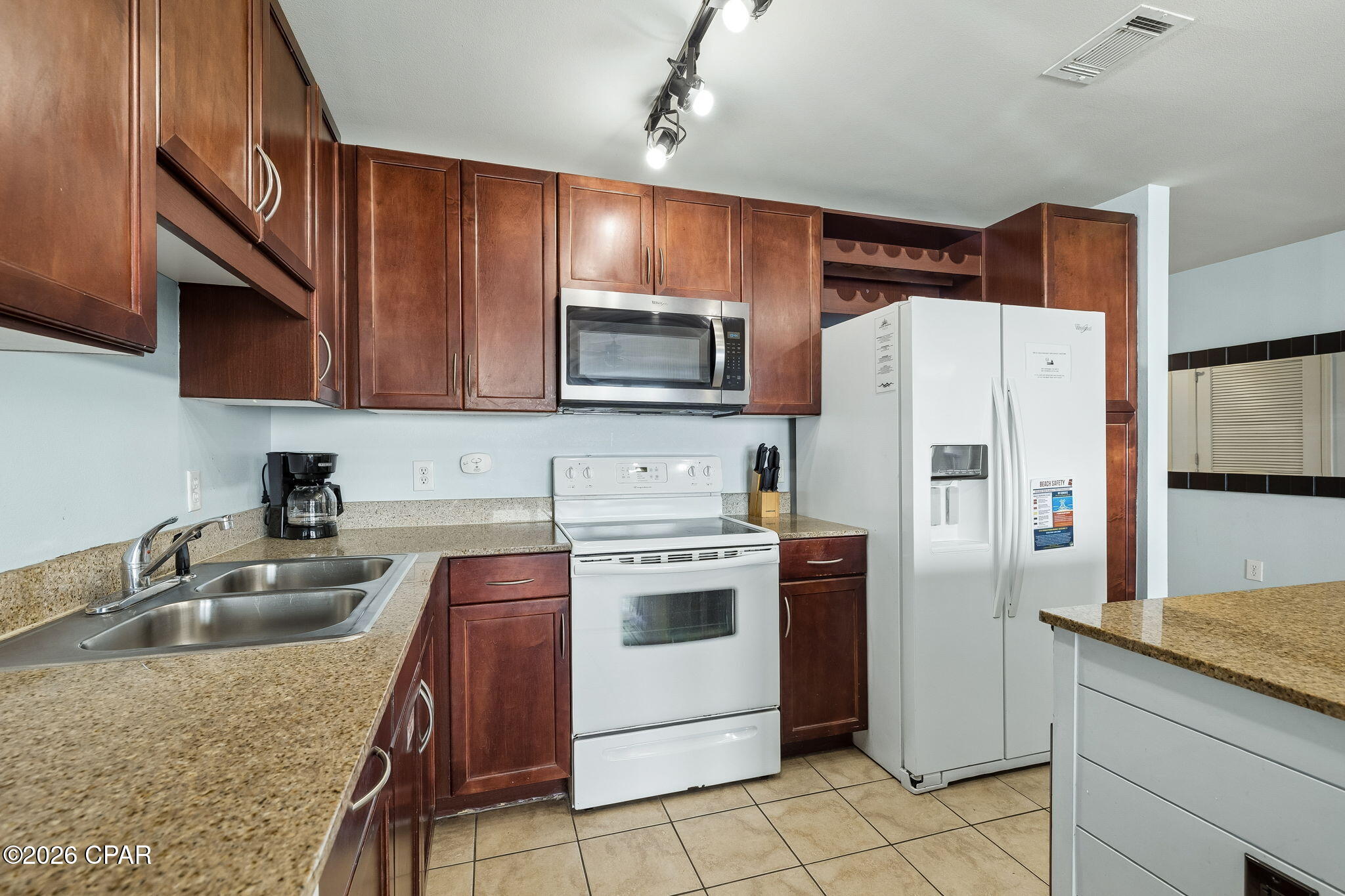 Laketown Wharf - Residential