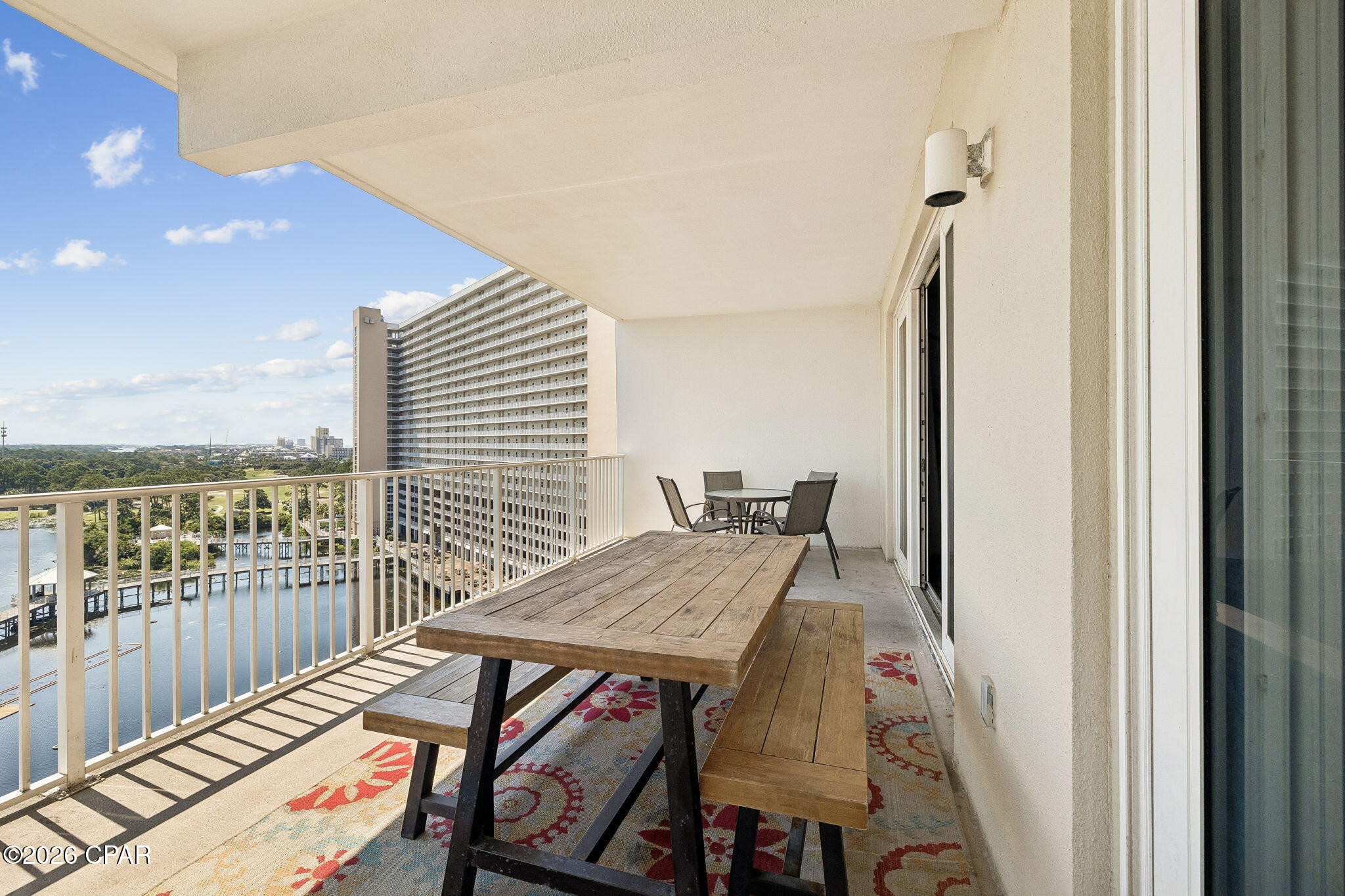 Laketown Wharf - Residential