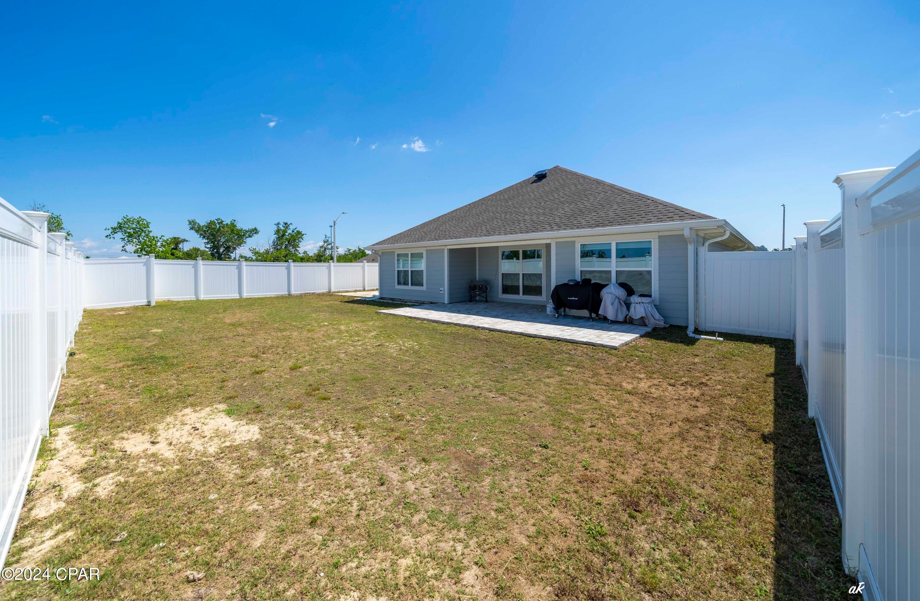 [No Recorded Subdiv] - Residential Lease