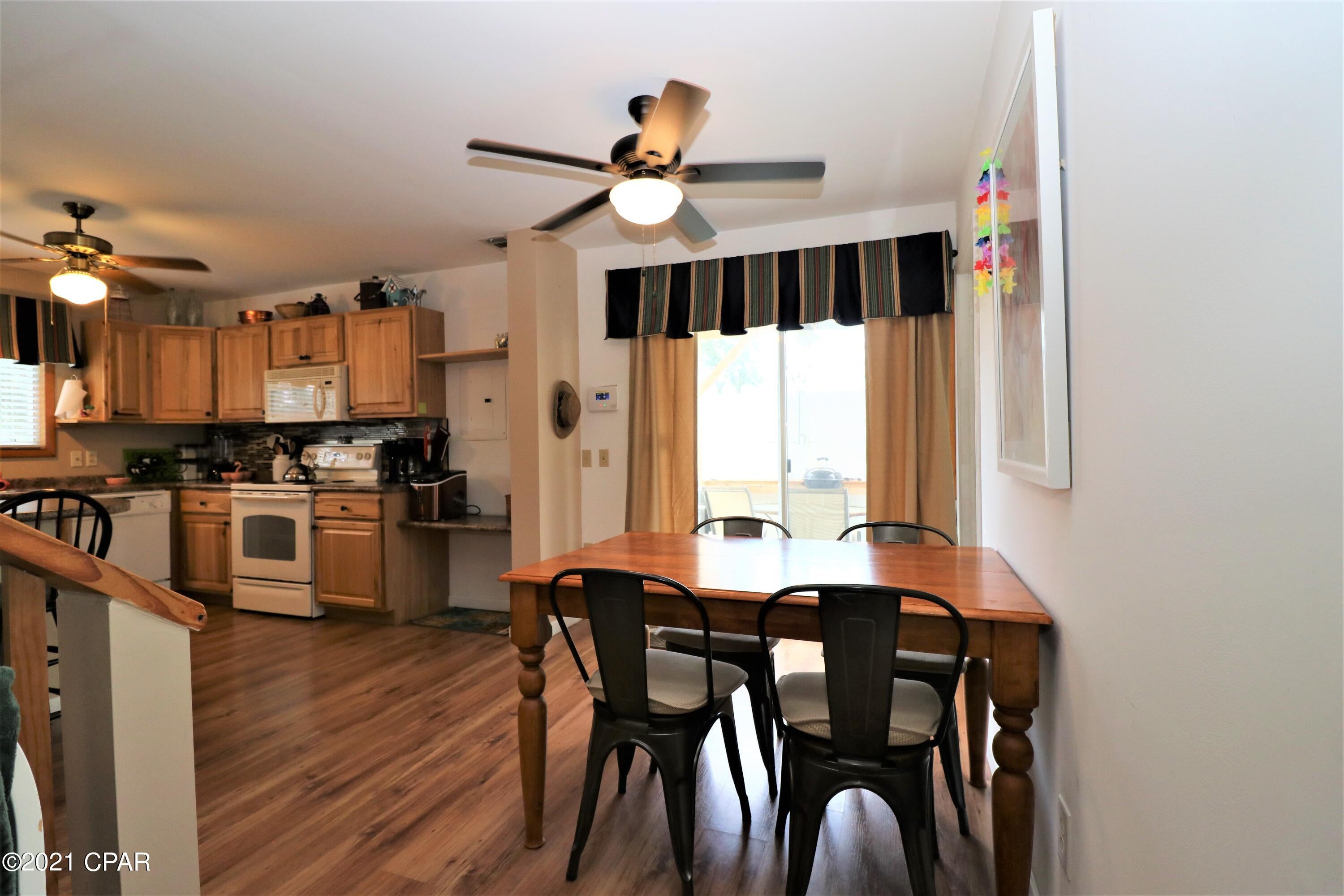 North Lagoon Oaks 4th - Residential