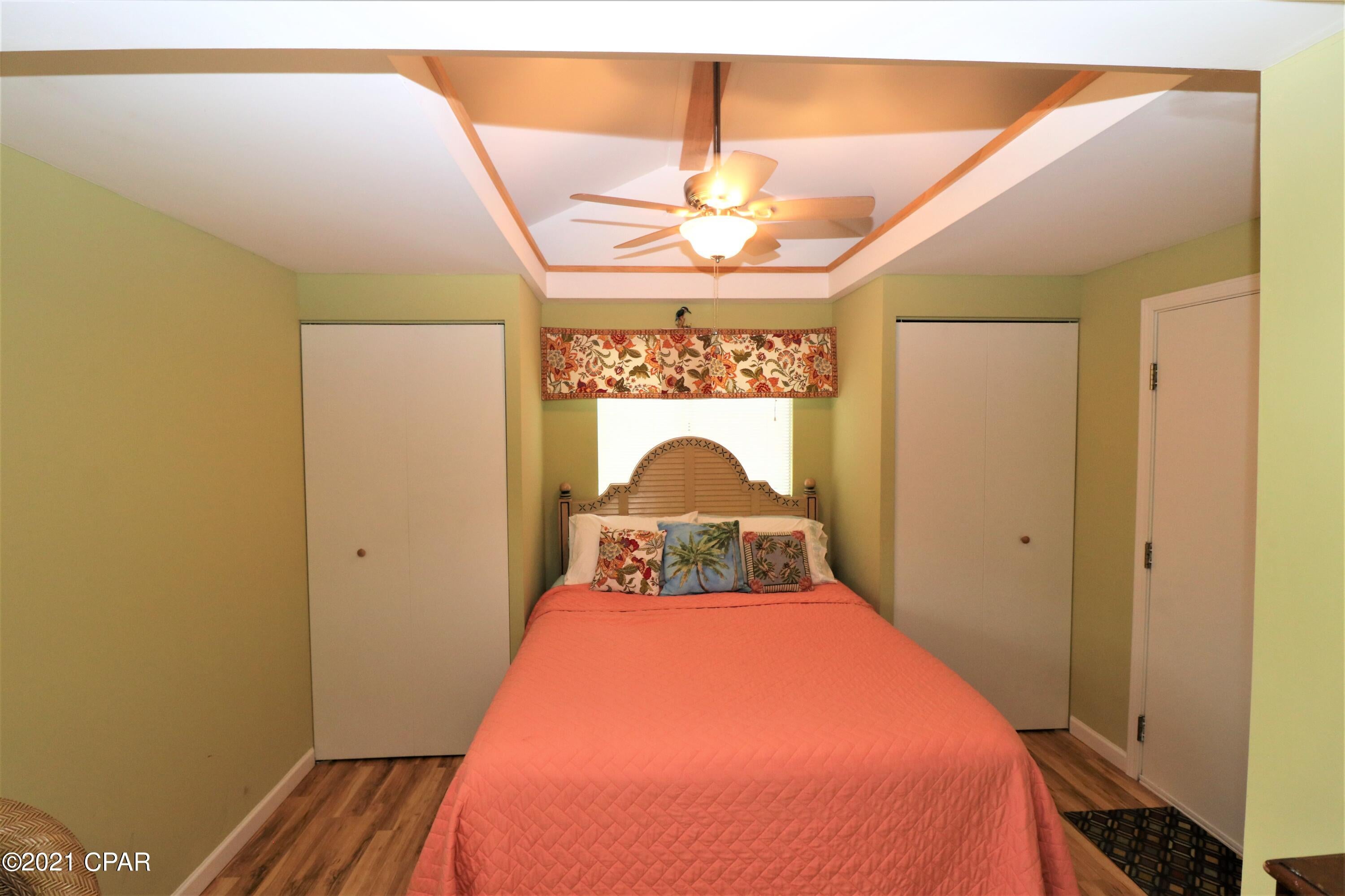 North Lagoon Oaks 4th - Residential