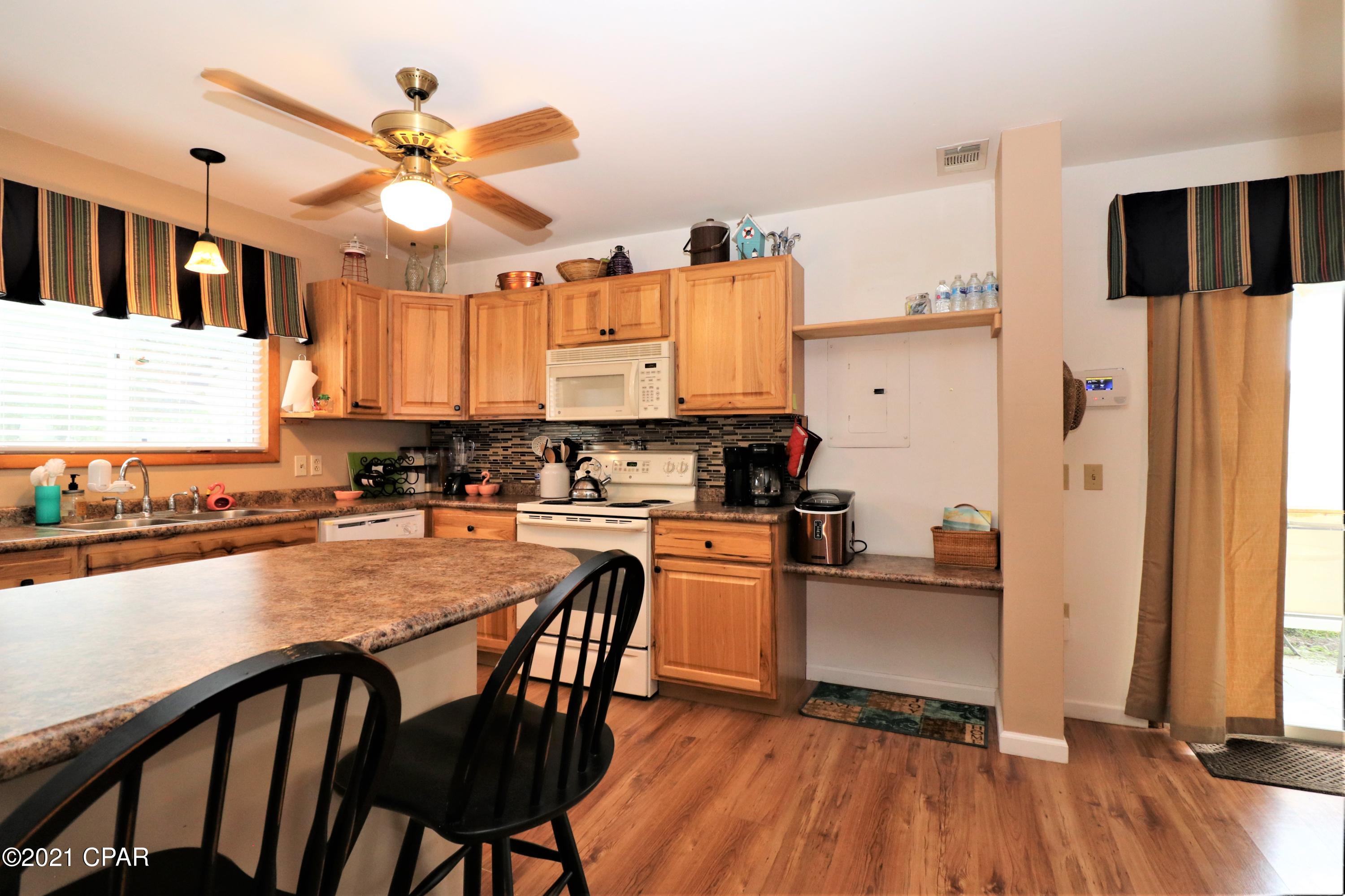 North Lagoon Oaks 4th - Residential