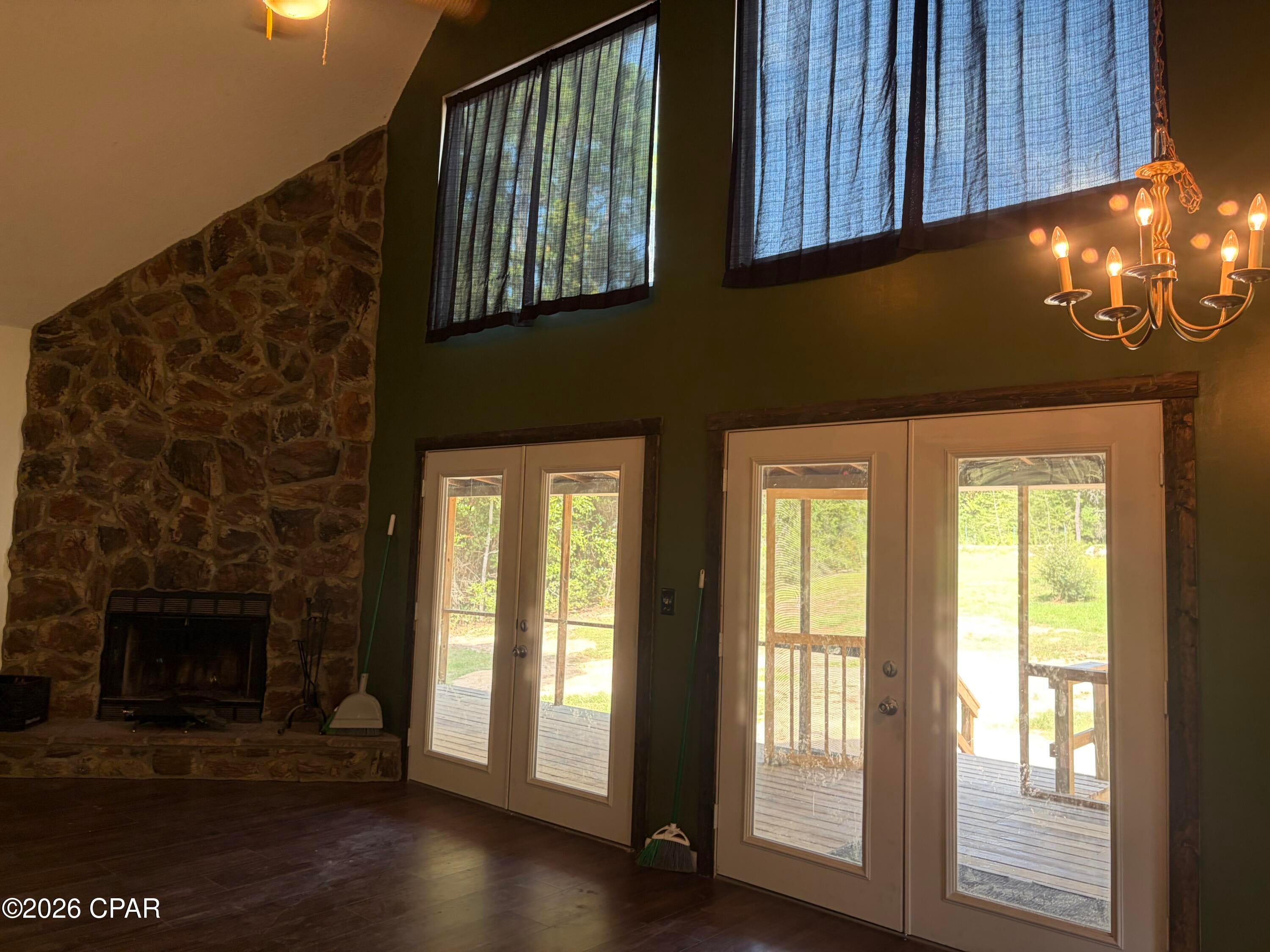 Compass Lake In The Hills - Residential