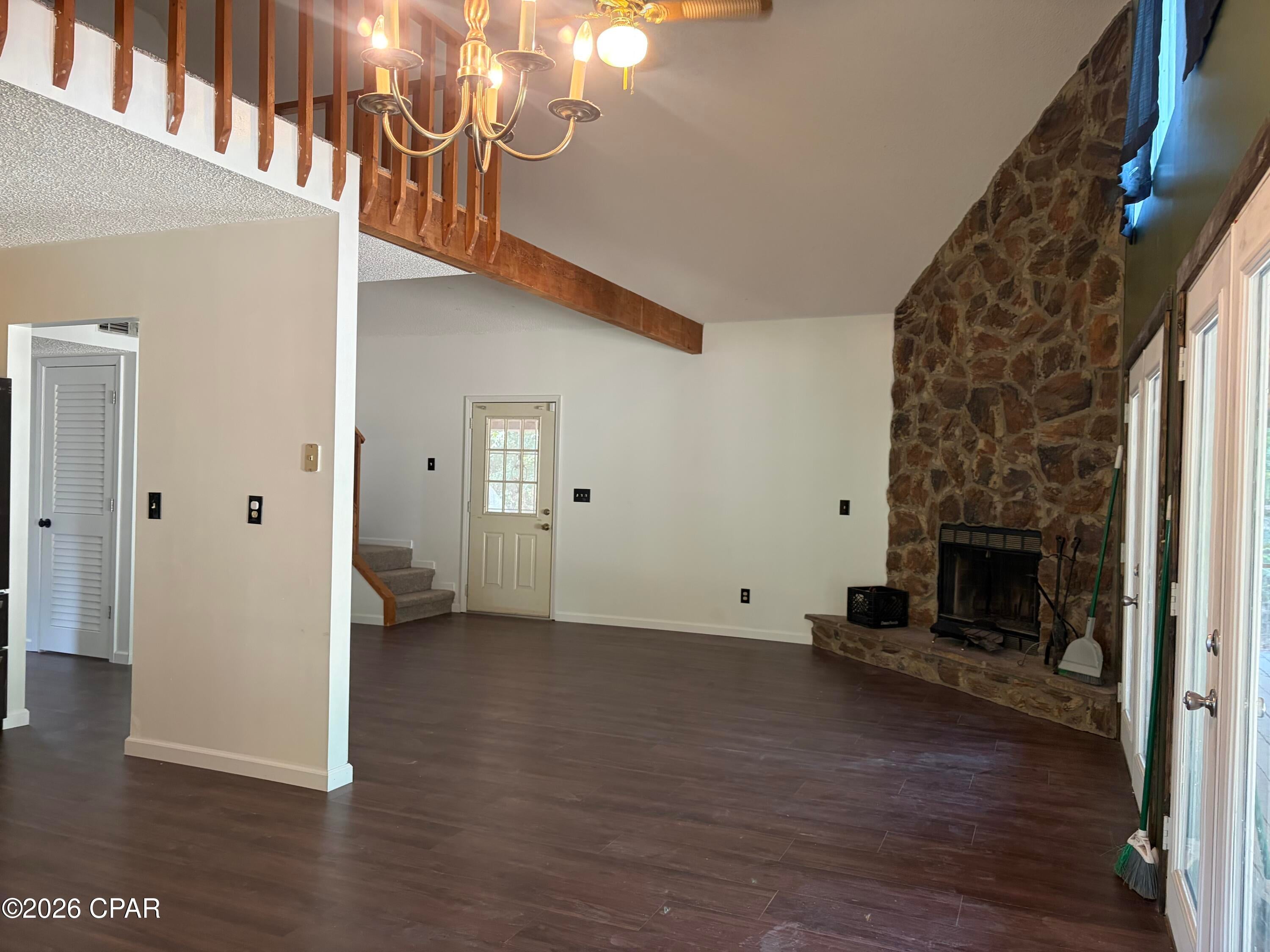 Compass Lake In The Hills - Residential