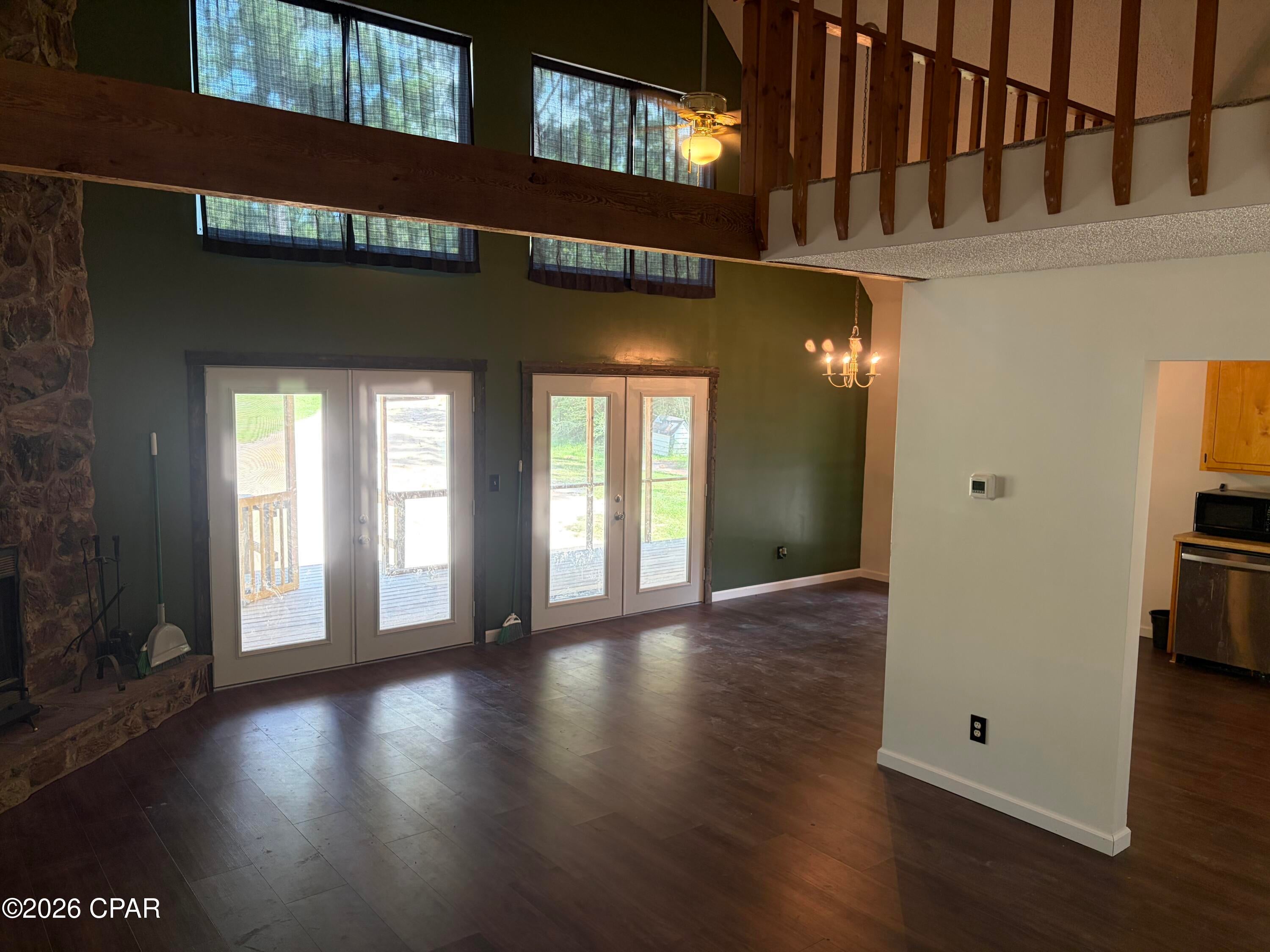 Compass Lake In The Hills - Residential