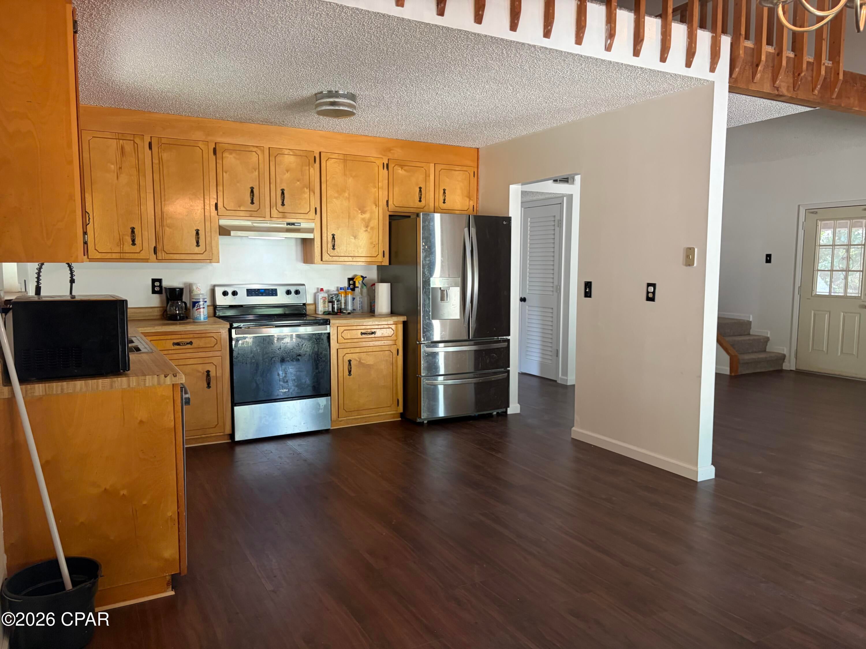 Compass Lake In The Hills - Residential