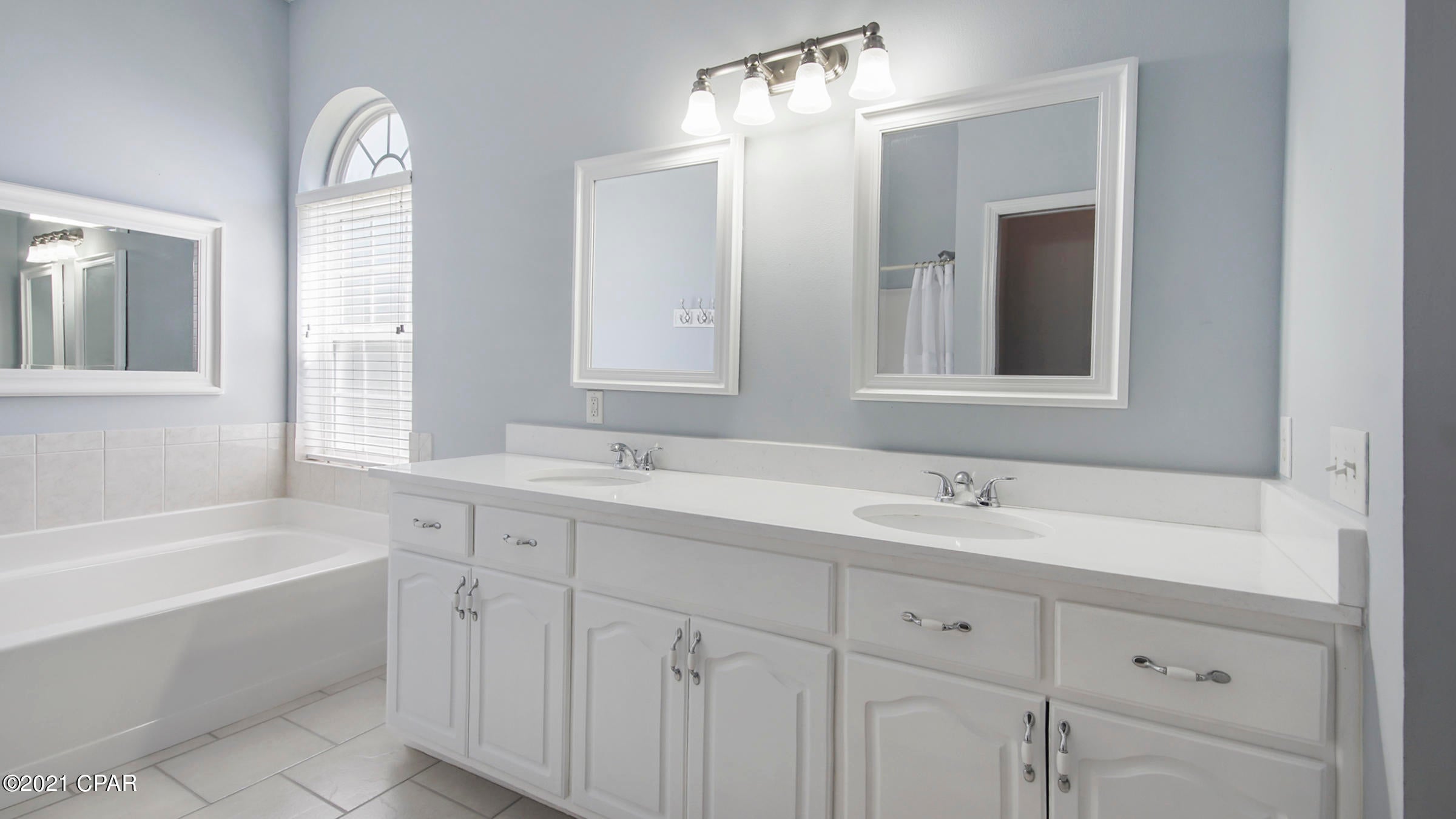 White Oaks - Residential