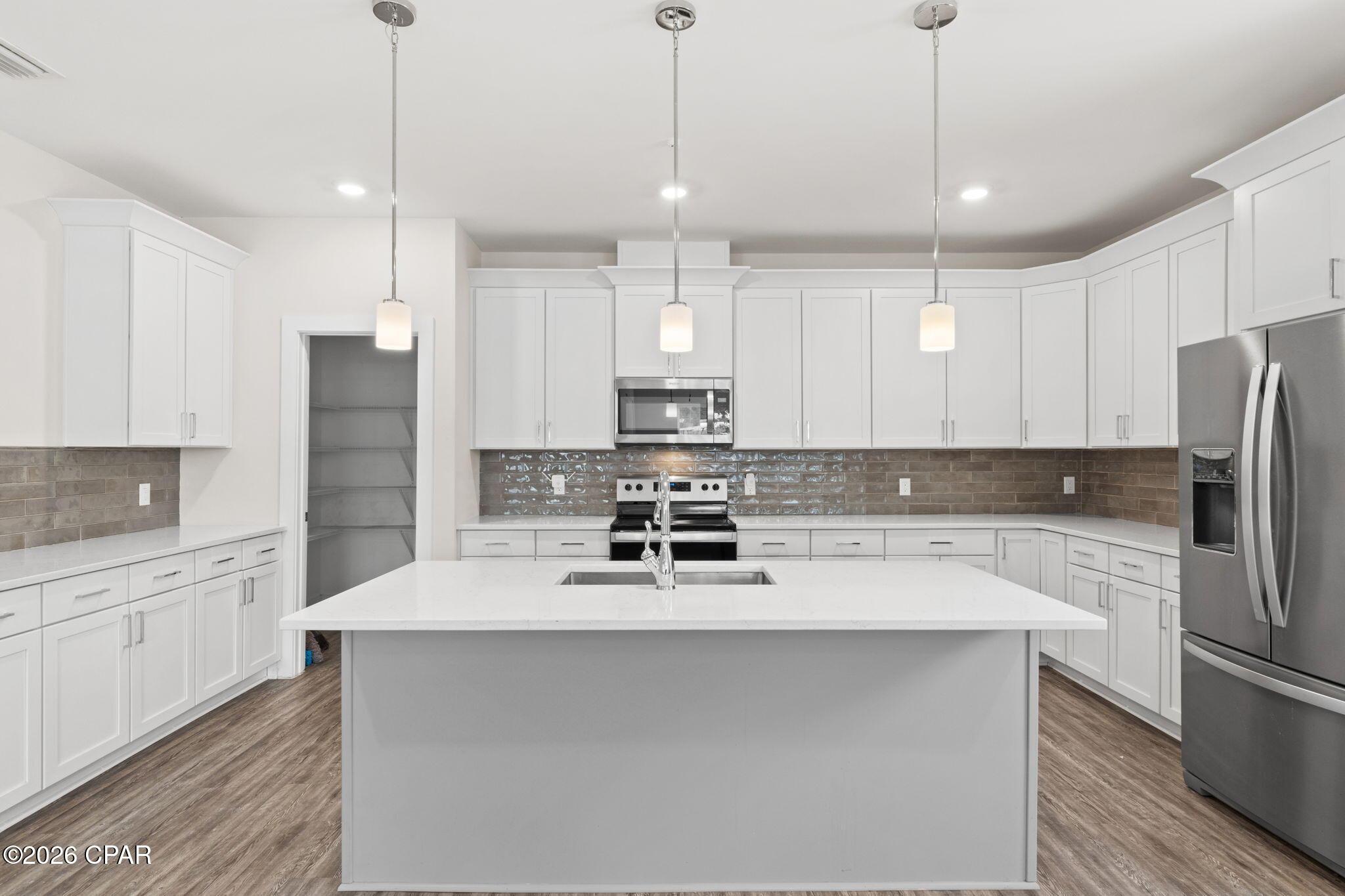 [No Recorded Subdiv] - Residential