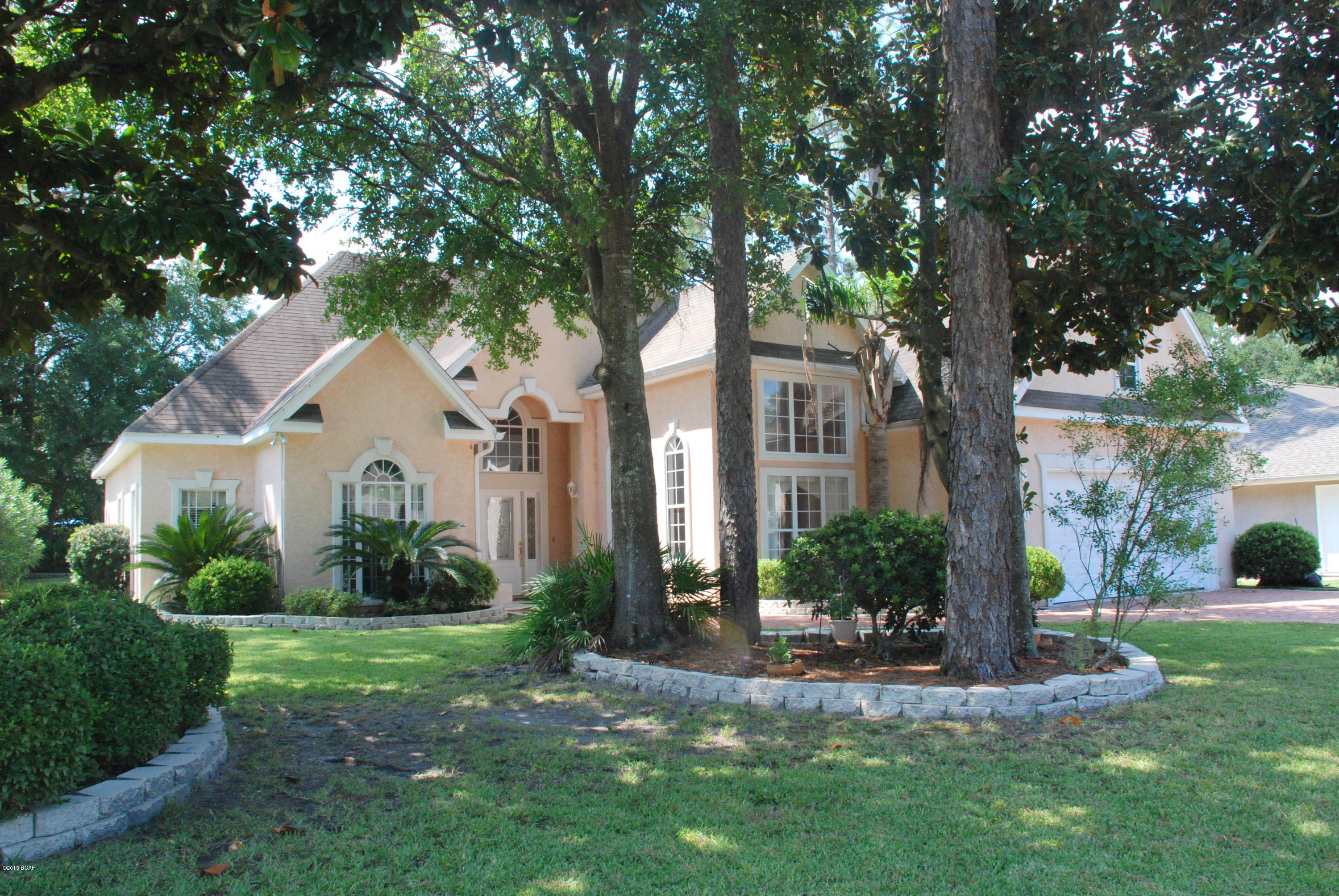 Country Club Harbour Estates - Residential