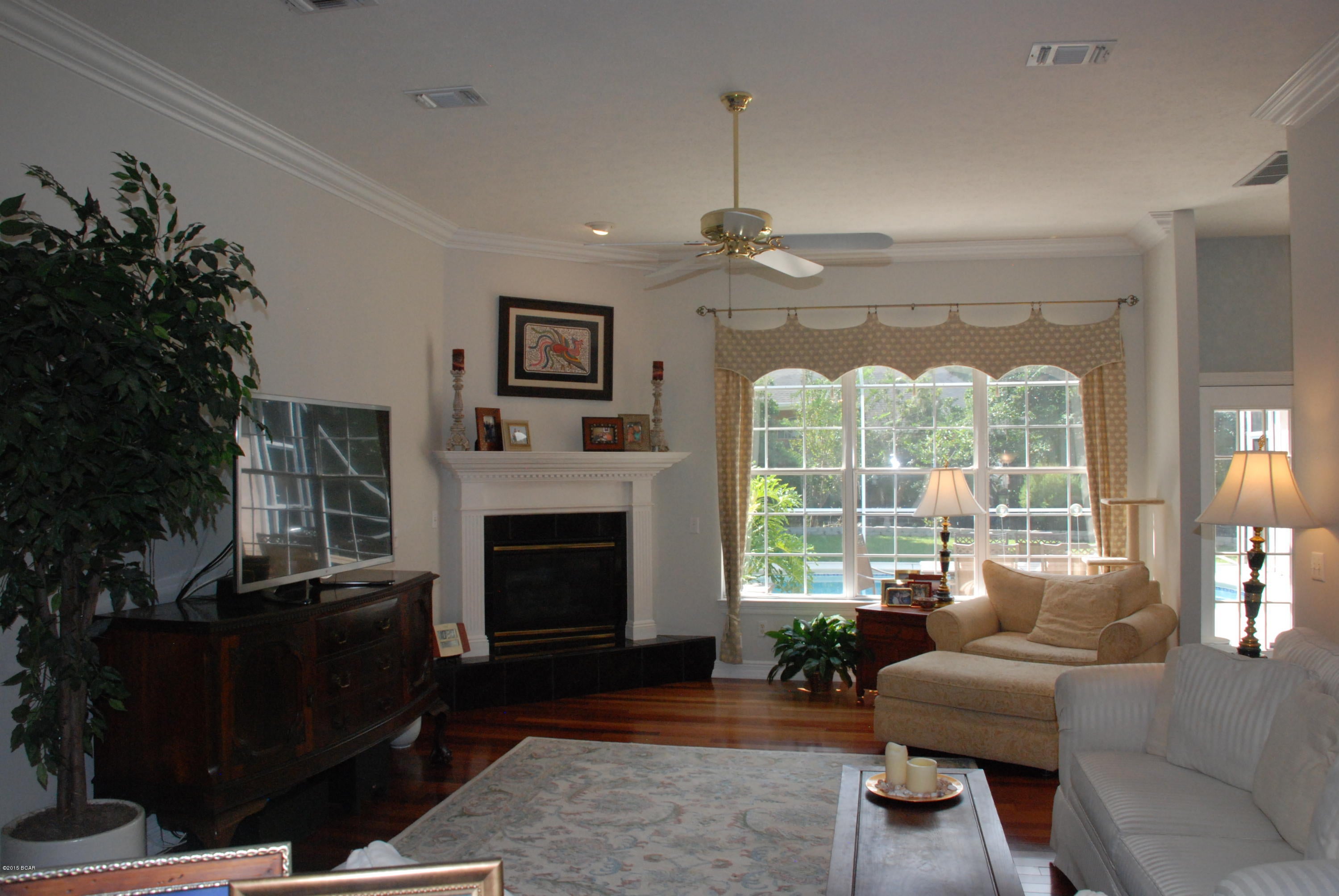 Country Club Harbour Estates - Residential