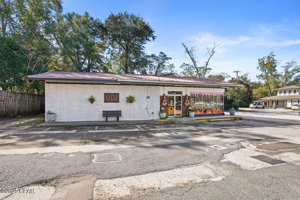 No Named Subdivision - Commercial Sale