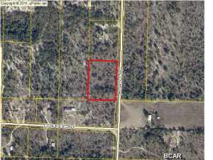 Great property with 3.5 acres surrounded by Oak trees in Fountain.