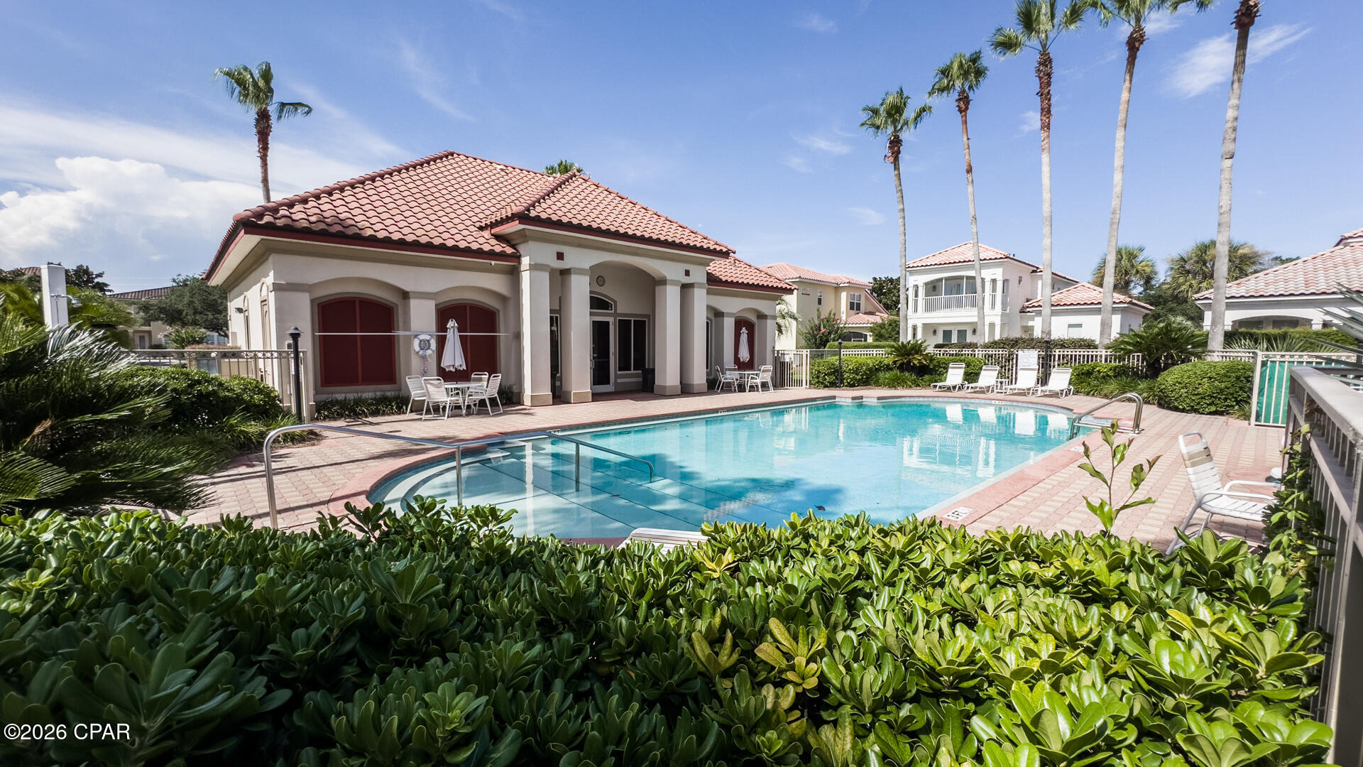 La Valencia Beach Resort - Residential