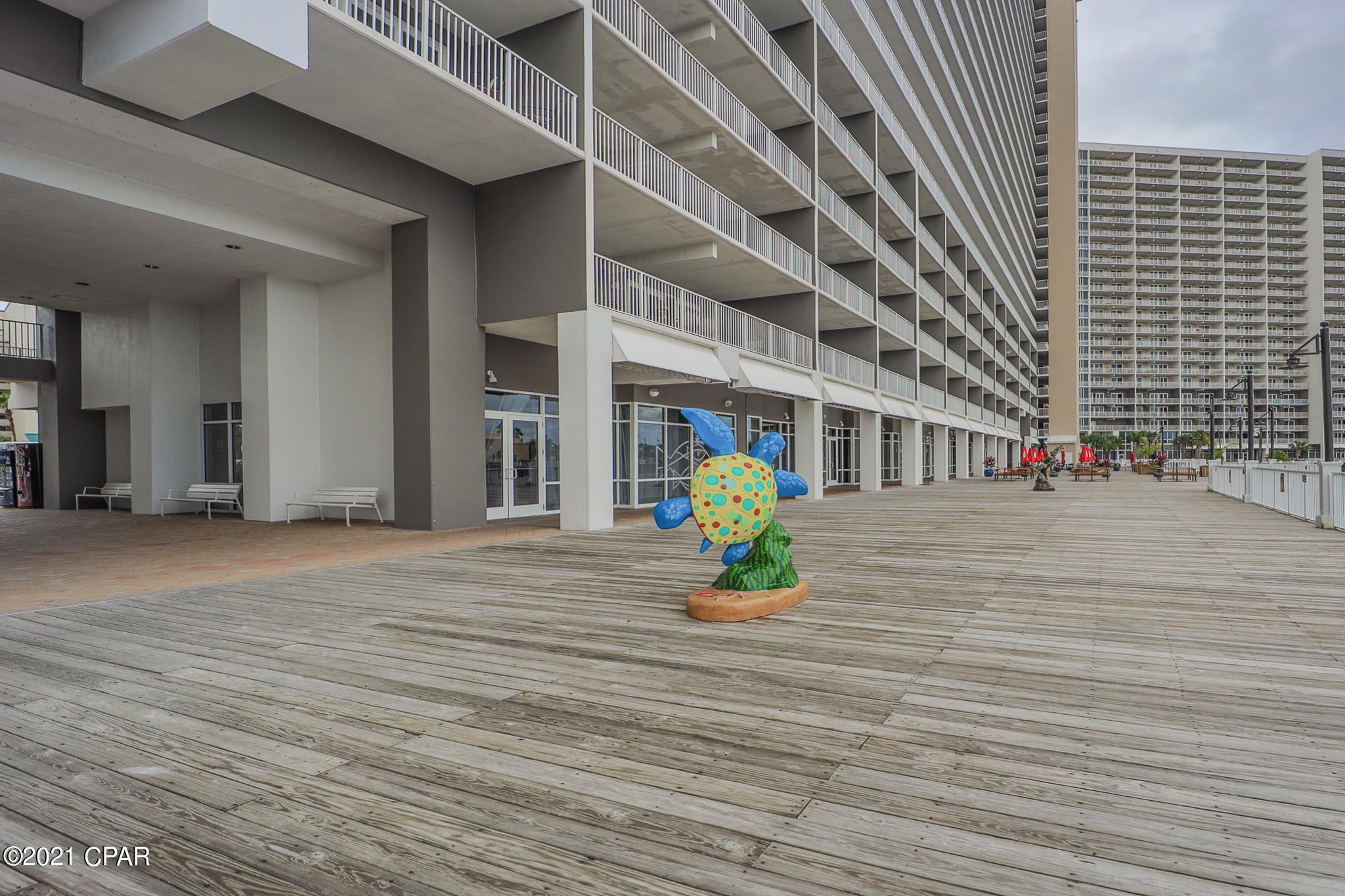 Laketown Wharf - Residential