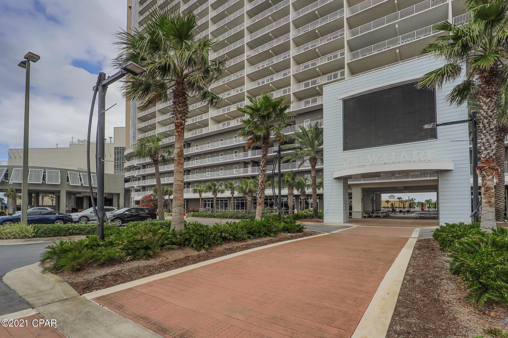 Laketown Wharf - Residential