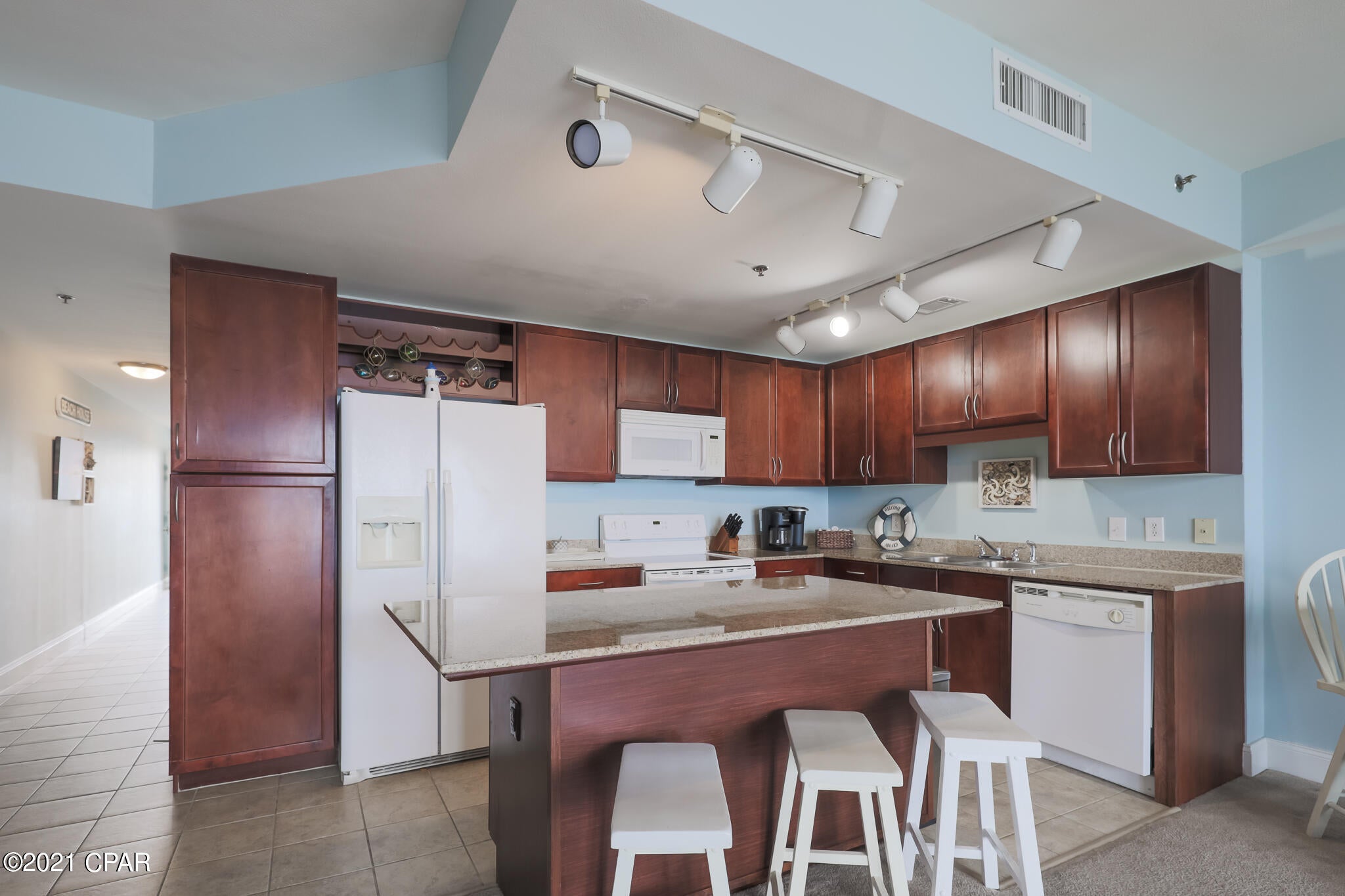 Laketown Wharf - Residential