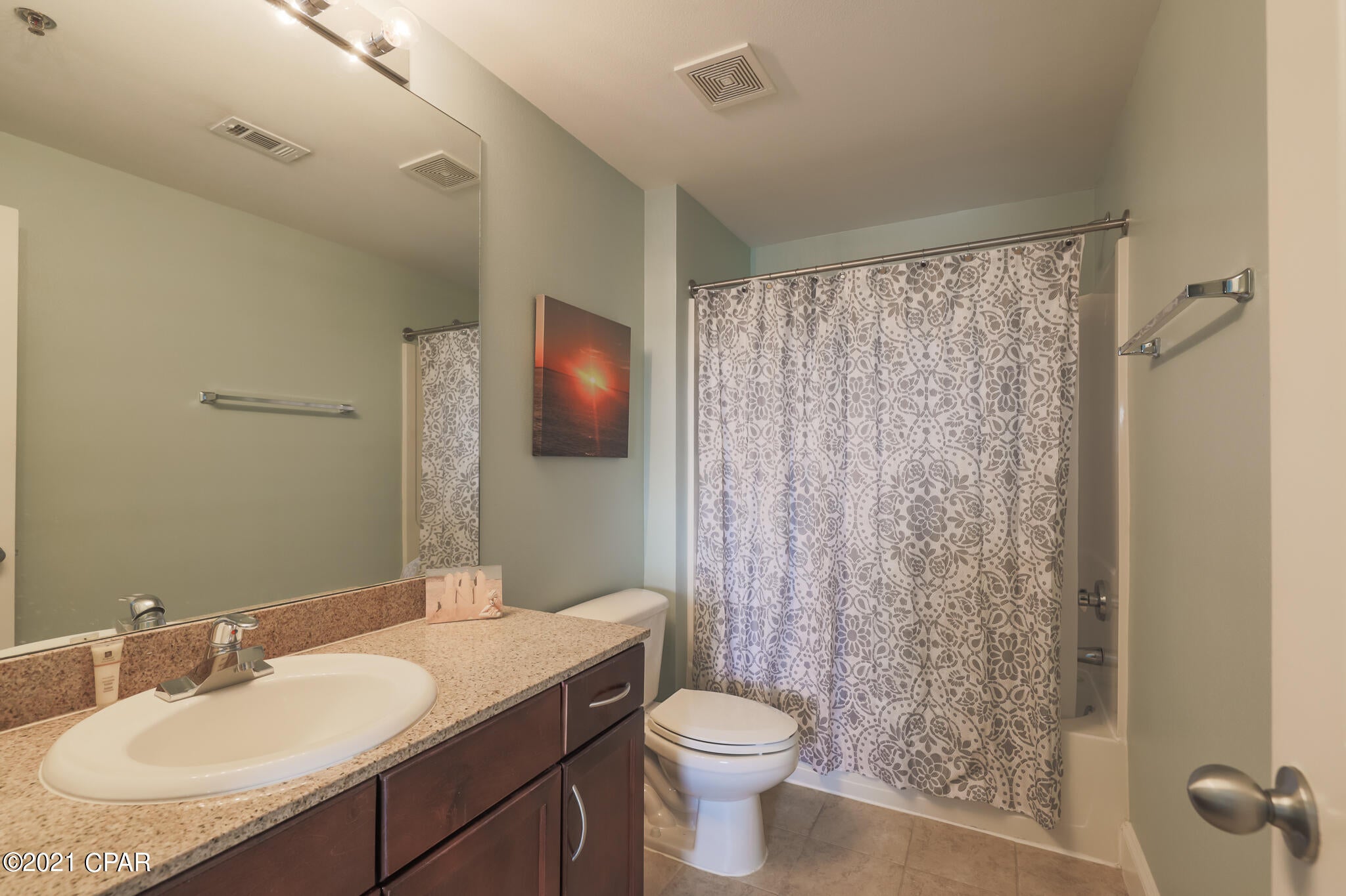 Laketown Wharf - Residential