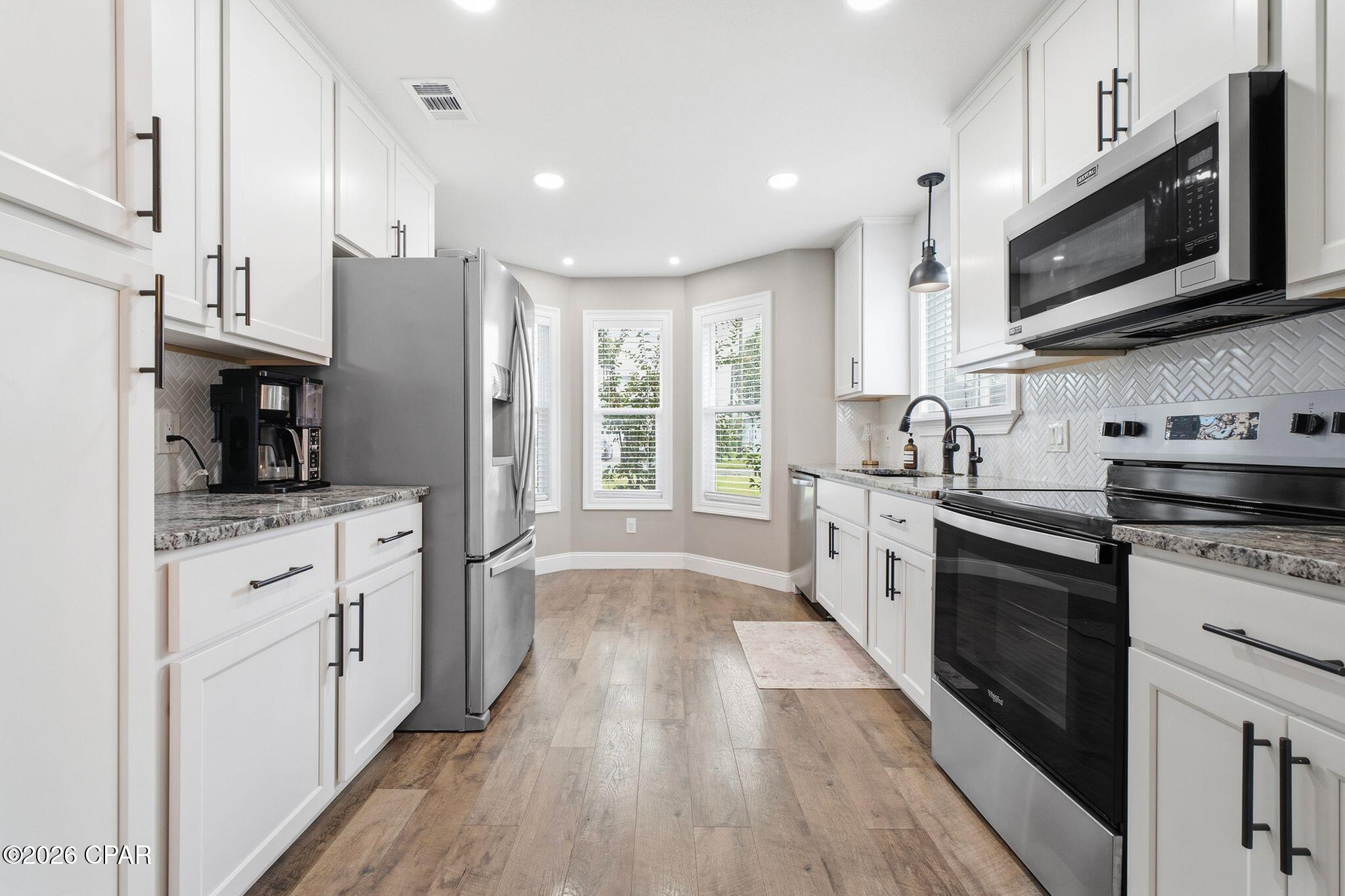 Belaire Estates U-6 - Residential