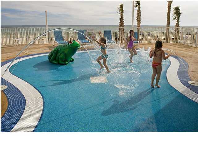 Splash Condo - Residential
