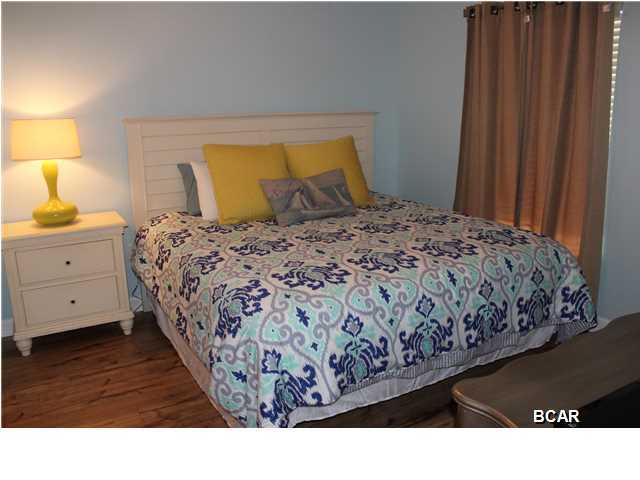 Splash Condo - Residential