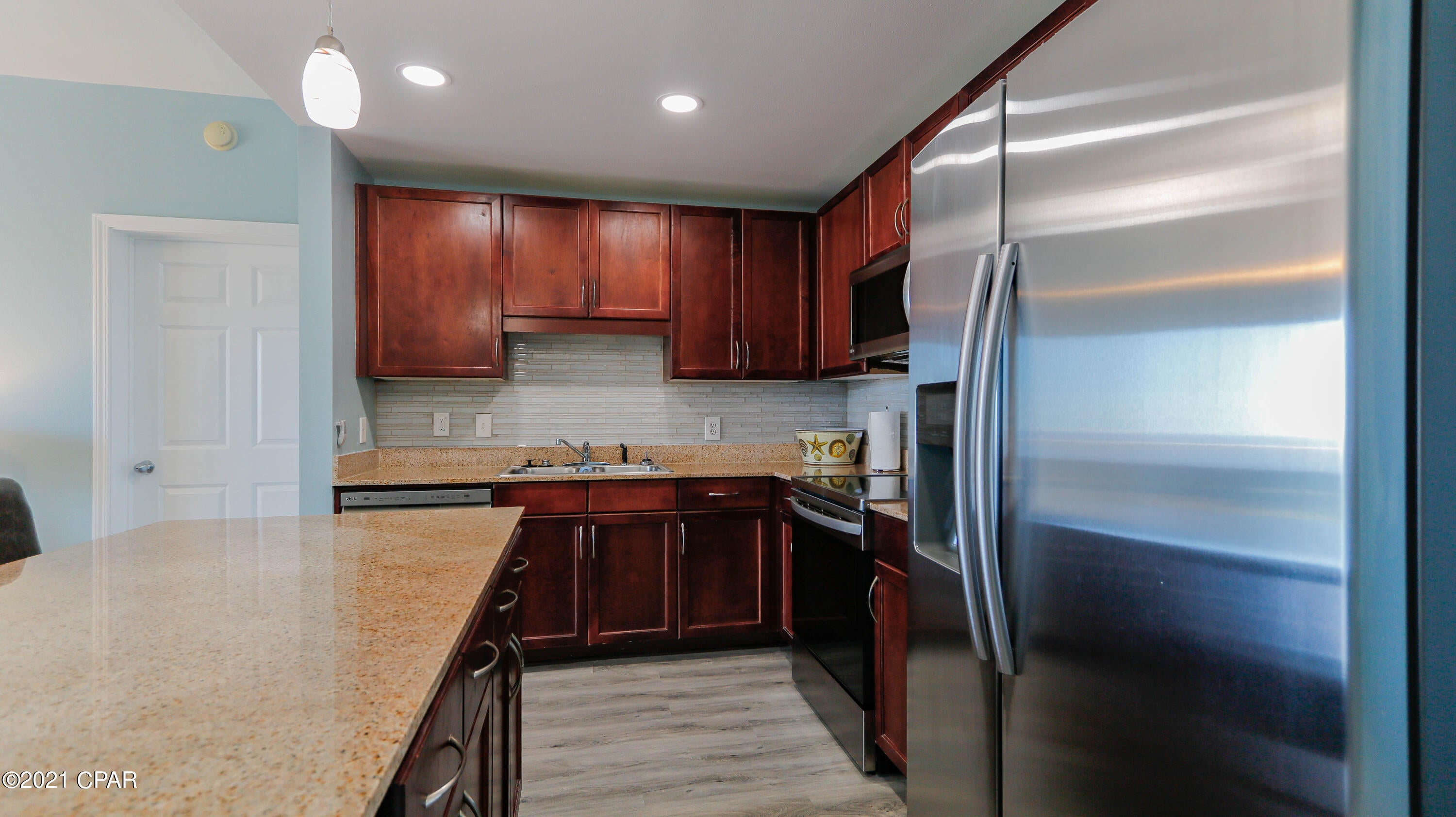 Laketown Wharf - Residential