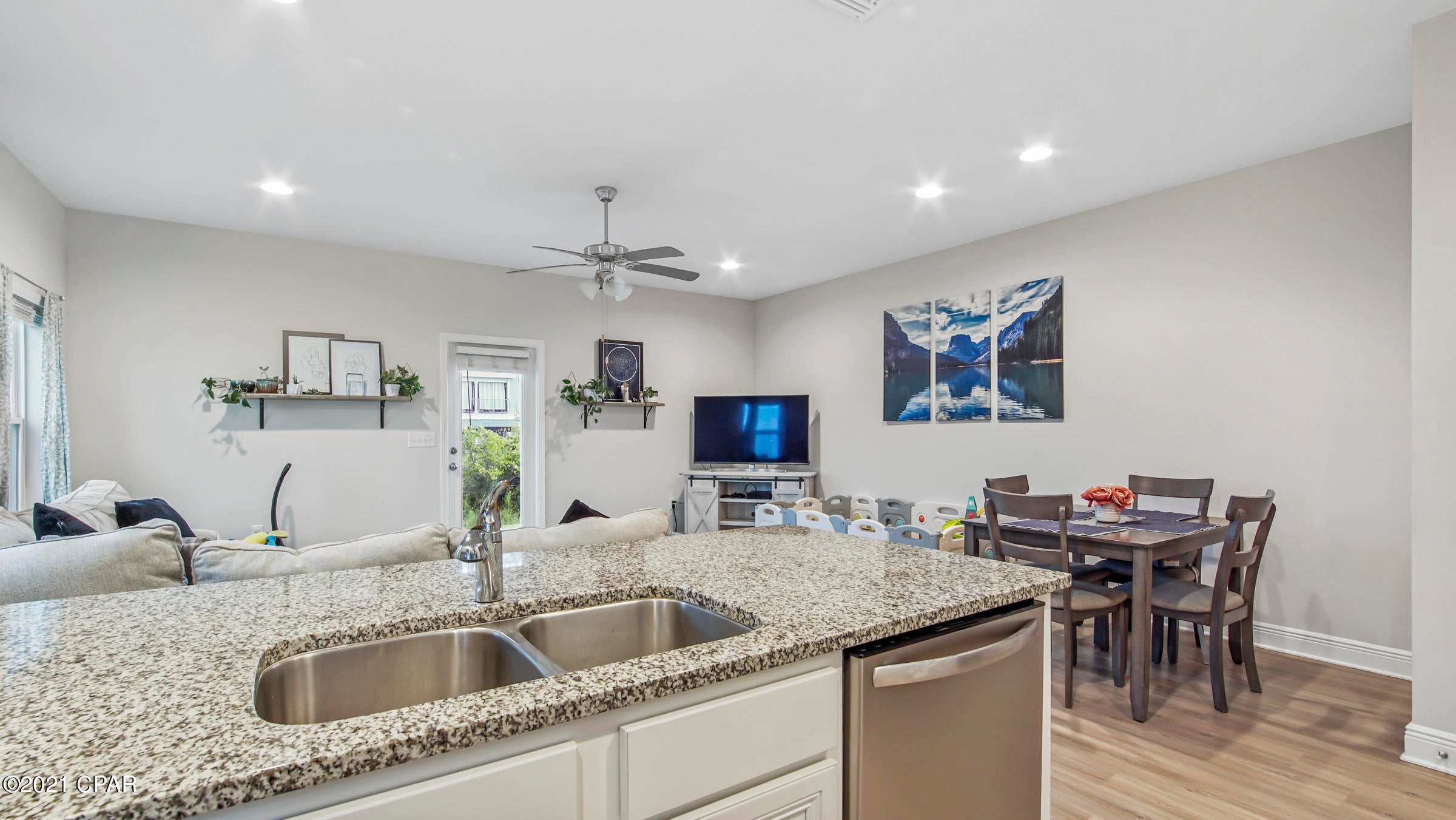 Hathaway Townhomes - Residential