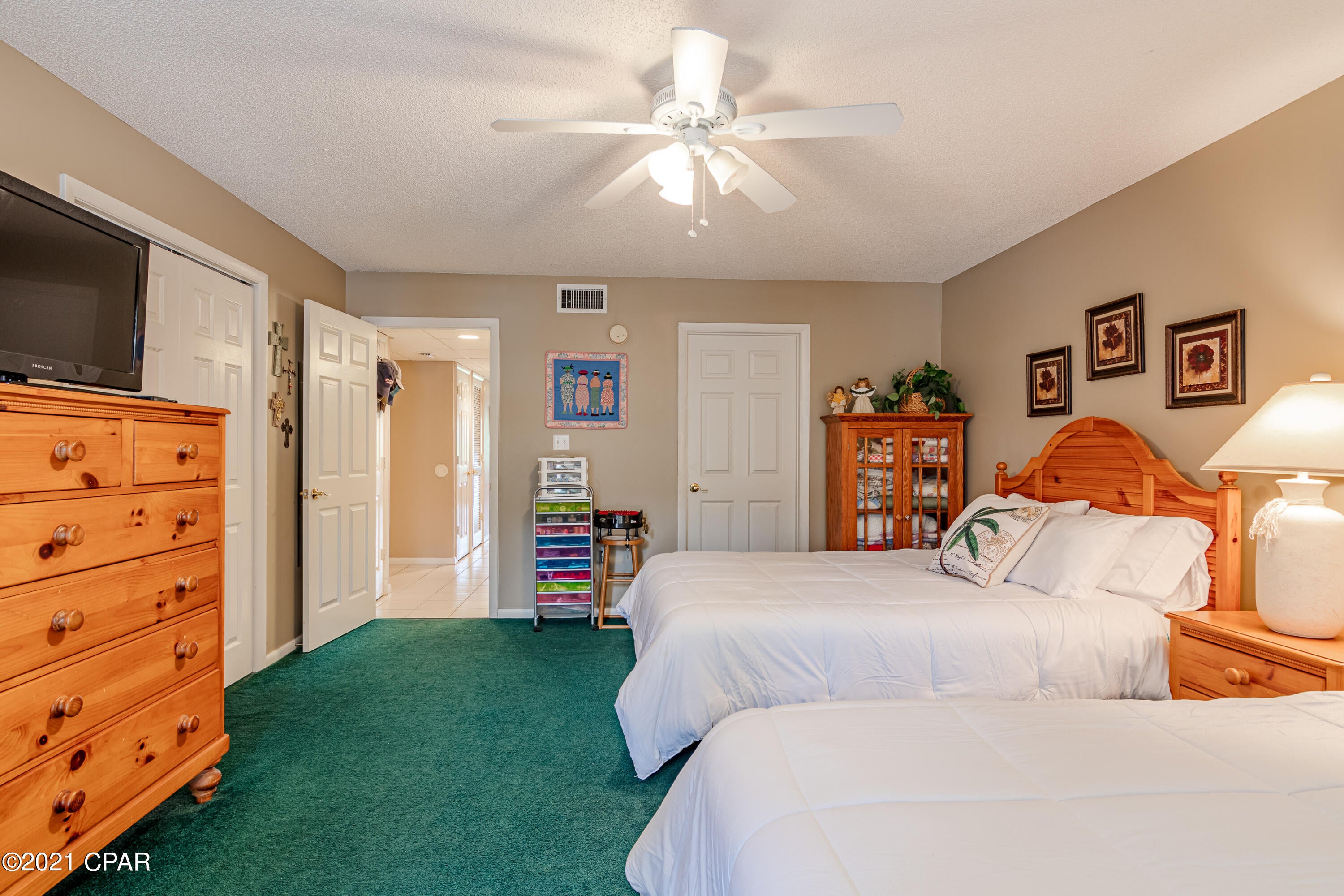 Hombre Golf Village - Residential
