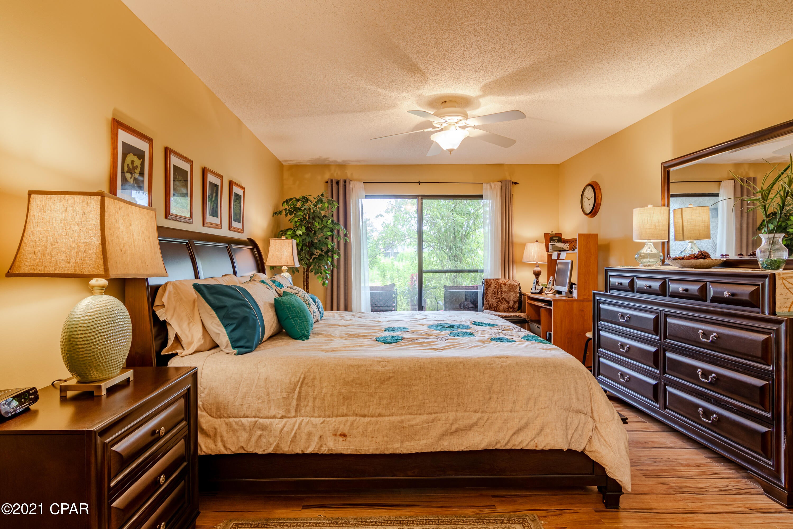 Hombre Golf Village - Residential