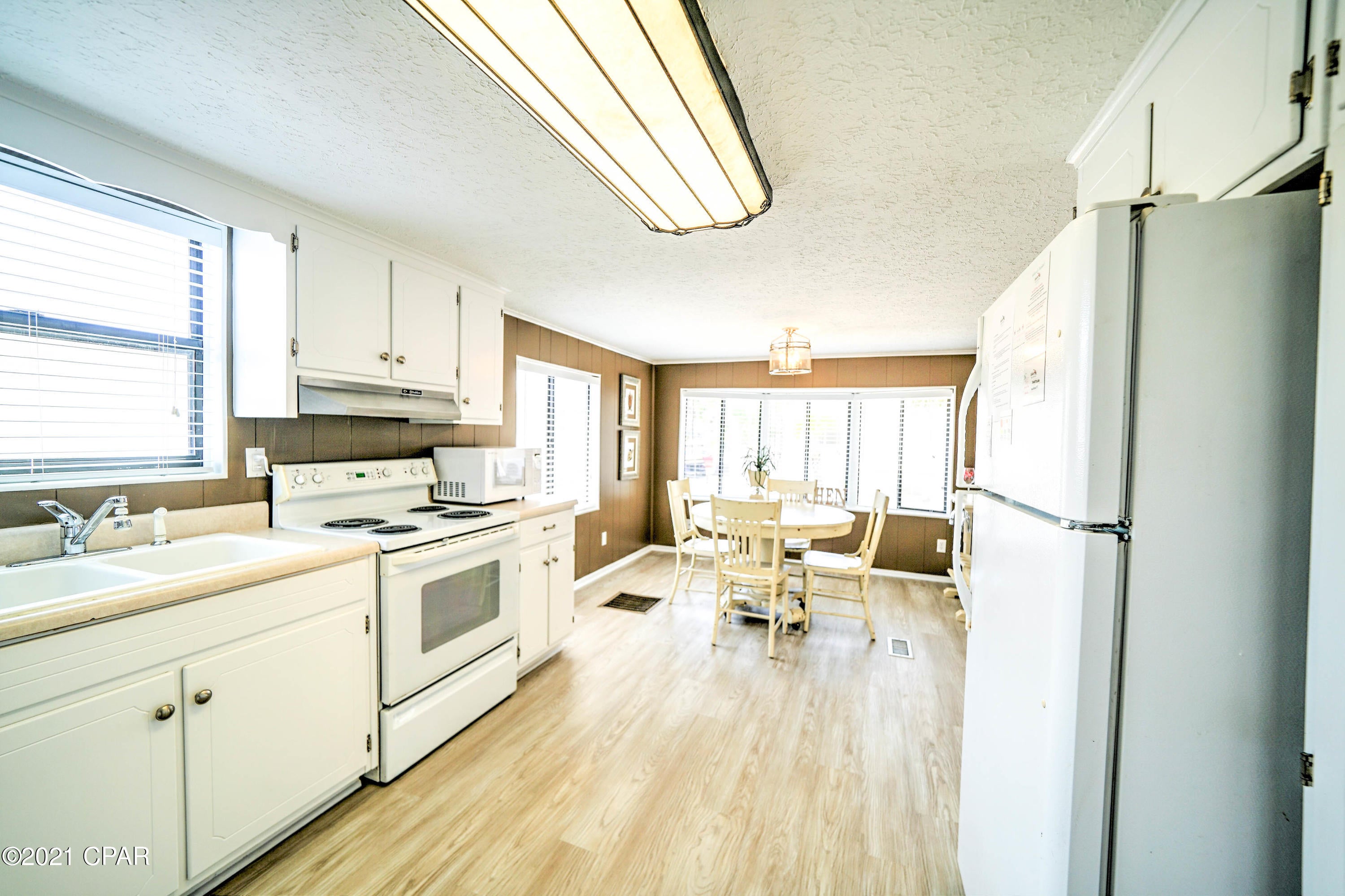 Venture Out Travel Trail - Residential