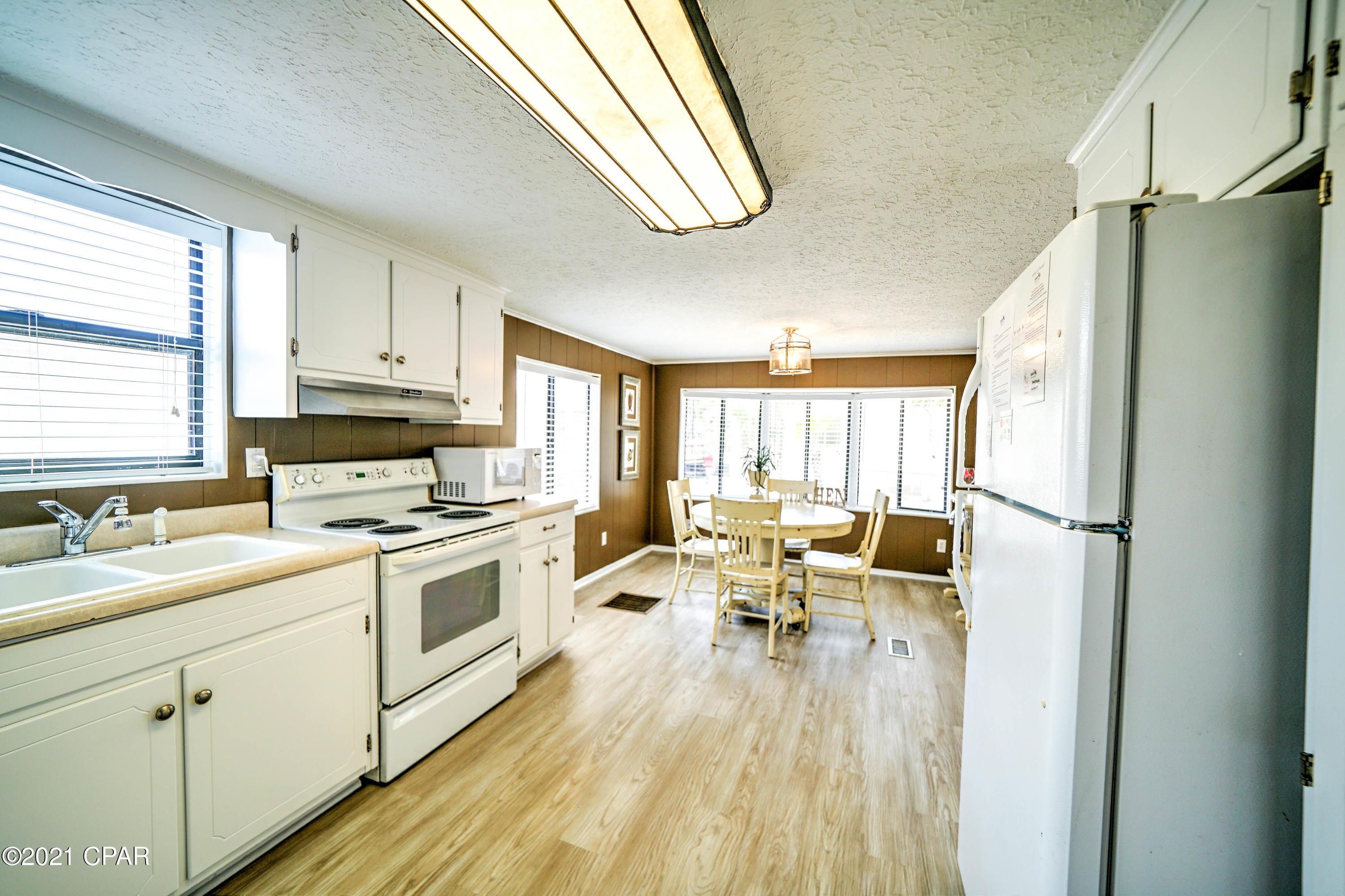 Venture Out Travel Trail - Residential