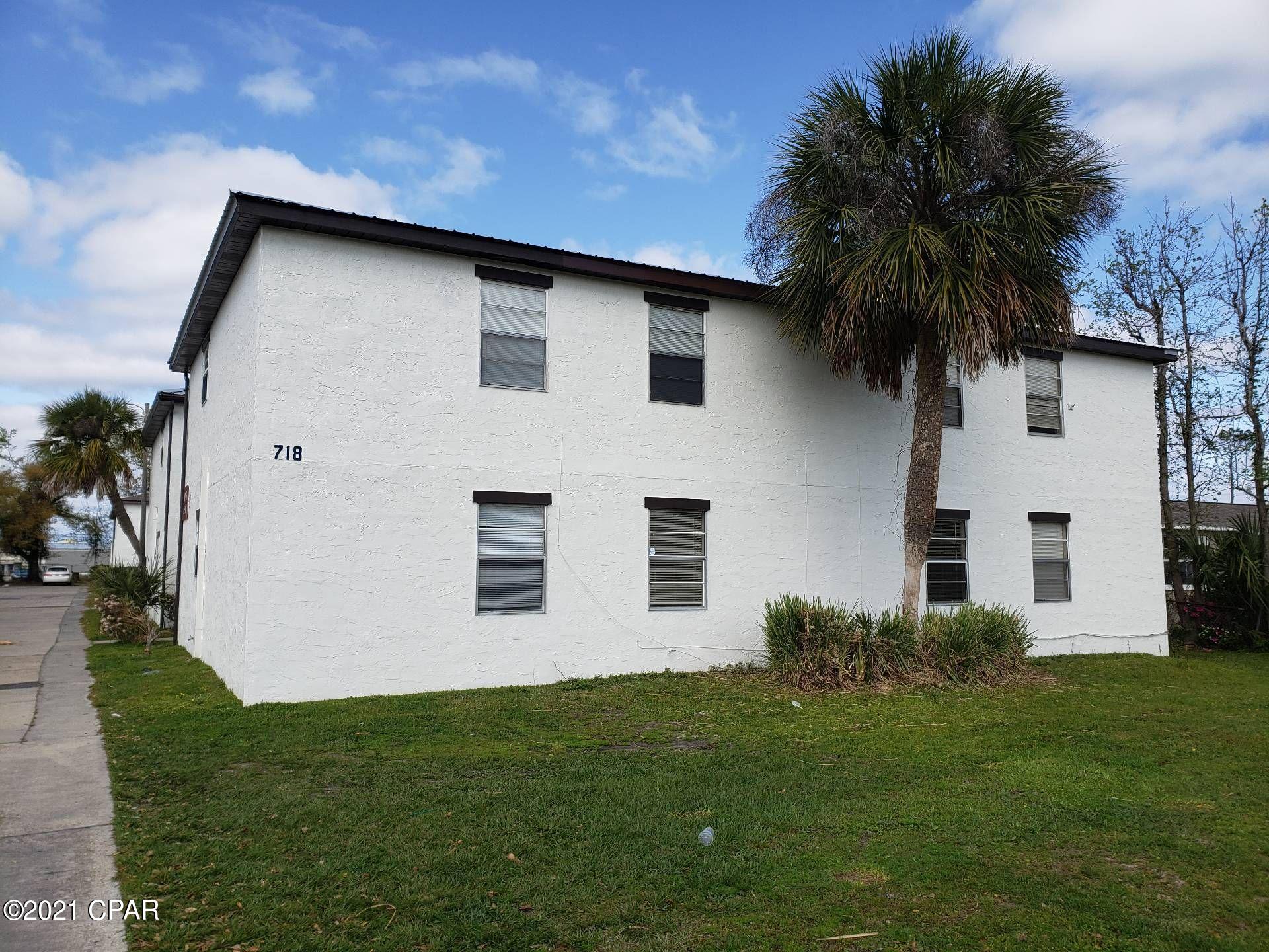 *FREEDOM COURT APARTMENTS*



This apartment offers 2 bedrooms and 1 bath. Upstairs unit located near TAFB, schools, and entertainment. Some units have tile floors and some have new carpets, most units have new paint. All units have washer/dryer hookups.



*Trash, pest control, and lawn service included*



*No pets*