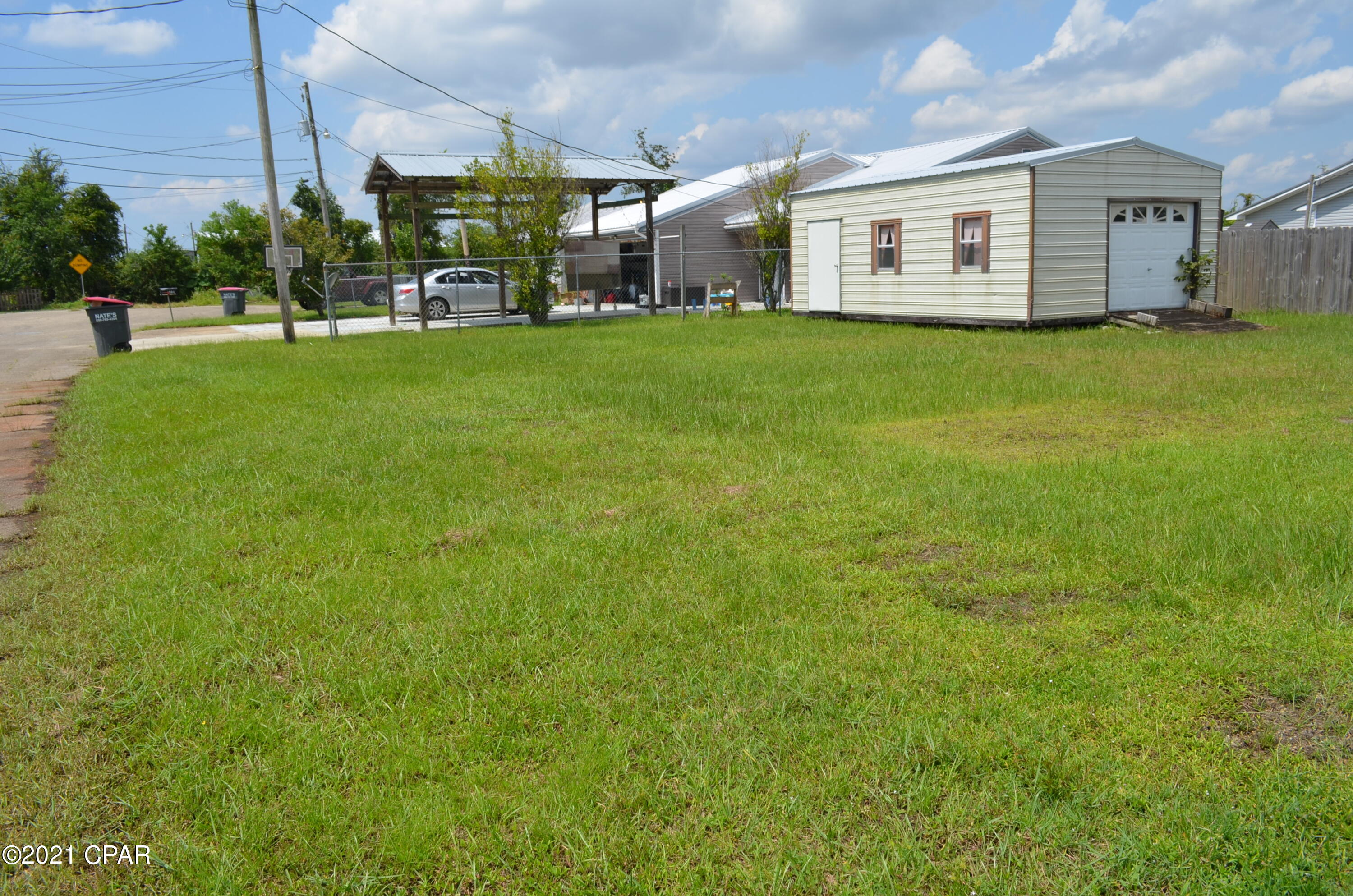 [No Recorded Subdiv] - Residential