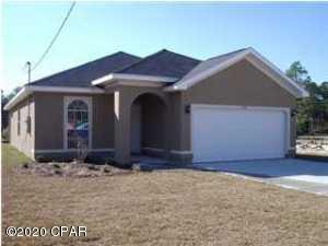 This home is located on a cul-de-sac in a centrally located area. The open floor plan offers 3 Bedrooms and 2 Baths. The kitchen has a breakfast area that overlooks the dining area and great room. The master bedroom has a walk-in closet, with the master bath having double sink vanities.



*All pets are part of the application process and subject to the homeowner's approval*